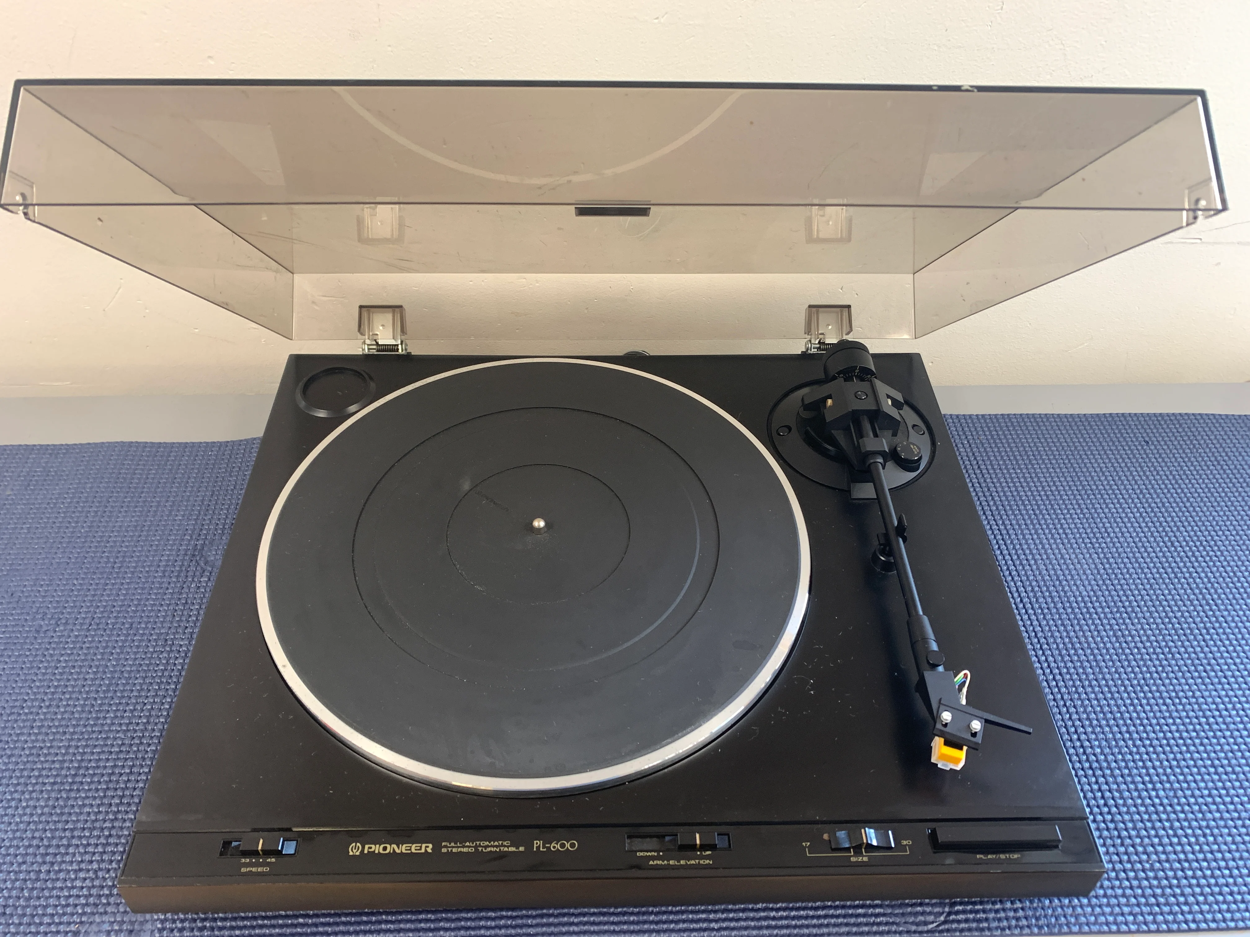 Pioneer PL-600 Belt Drive Turntable - Image 3