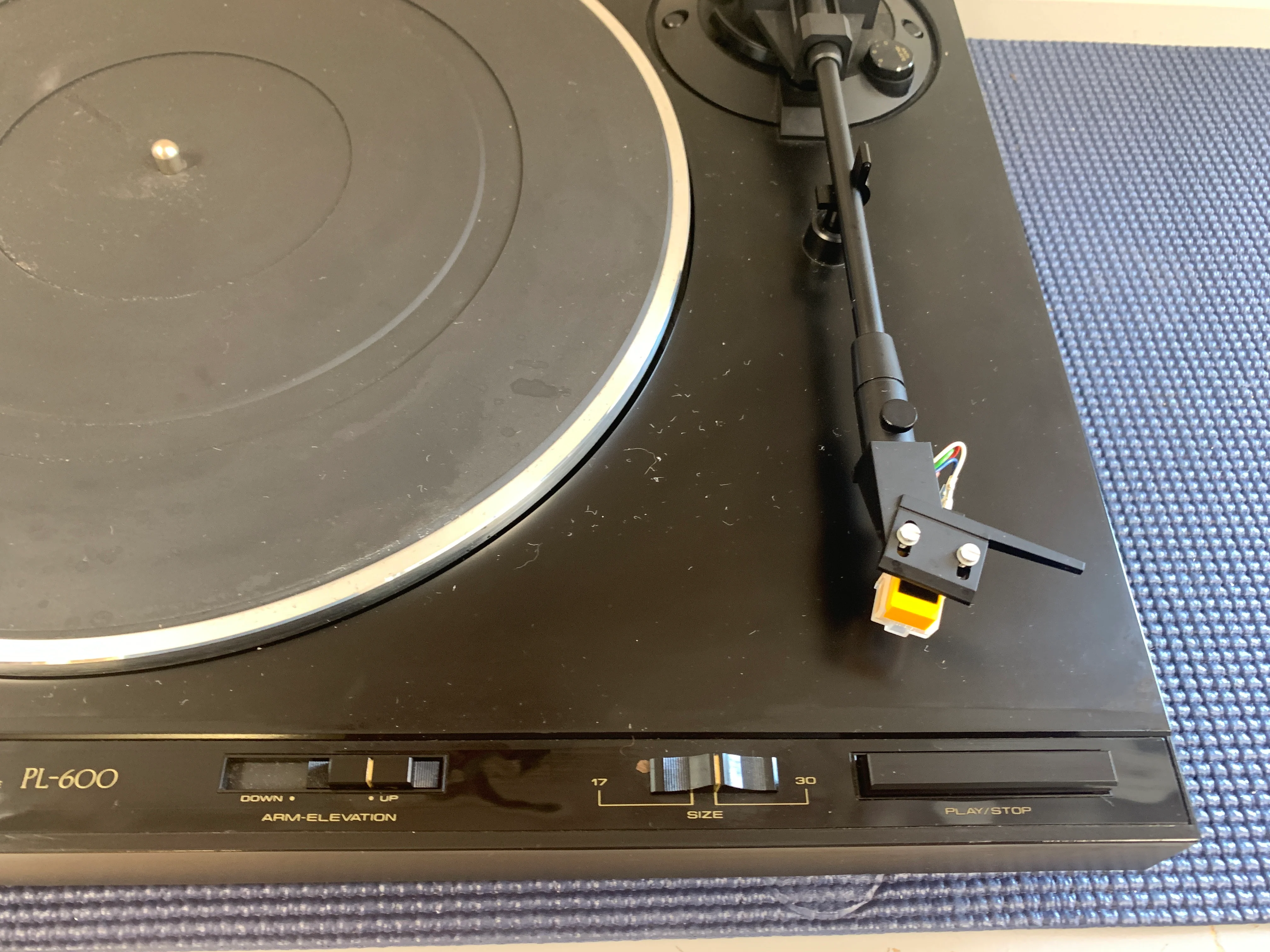 Pioneer PL-600 Belt Drive Turntable - Image 6