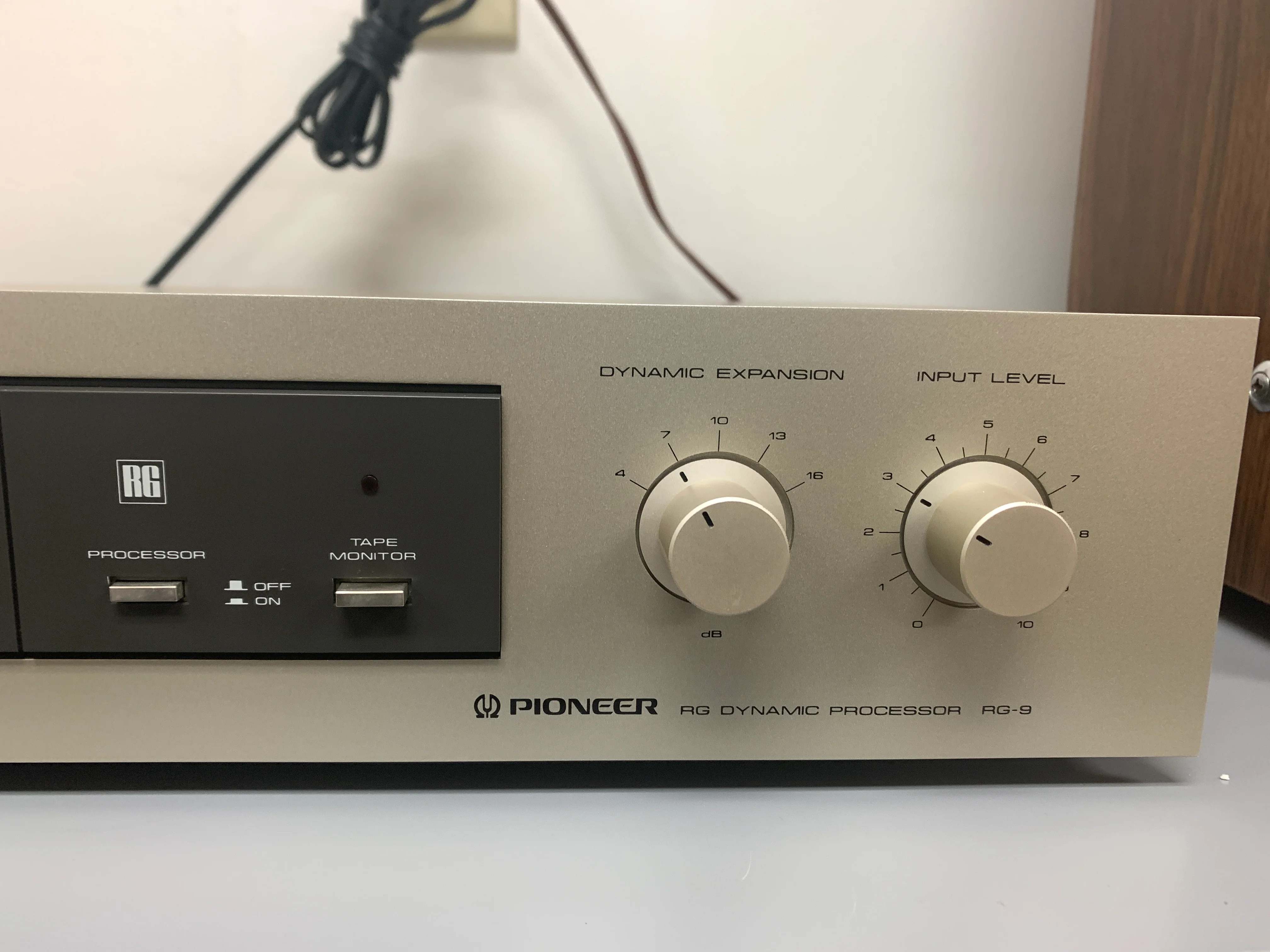 Pioneer RG-9 Dynamic Processor - Image 4
