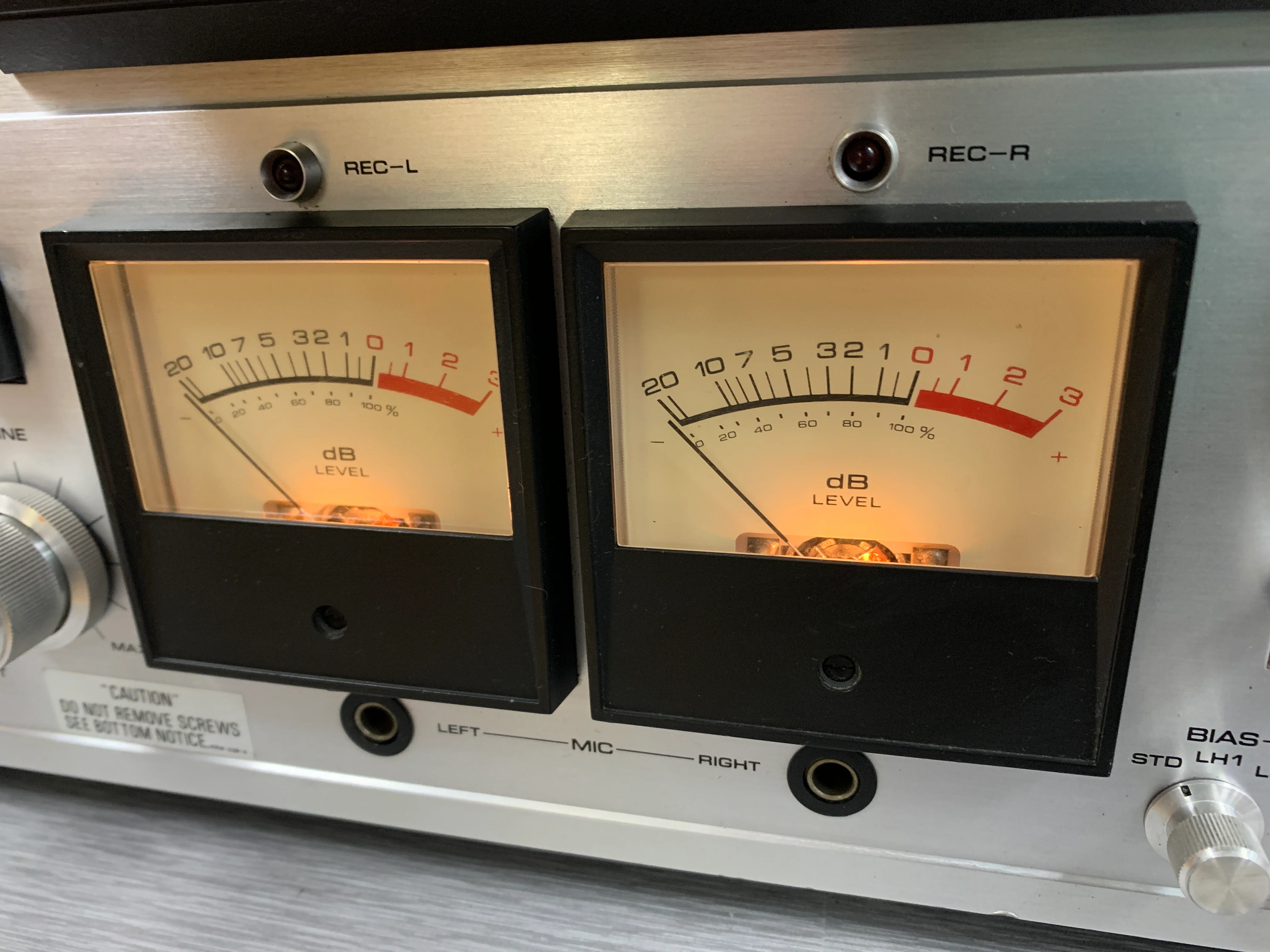 Pioneer RT-1020L Three Motor Three Head Stereo Tape Deck (1974-77) - Image 14