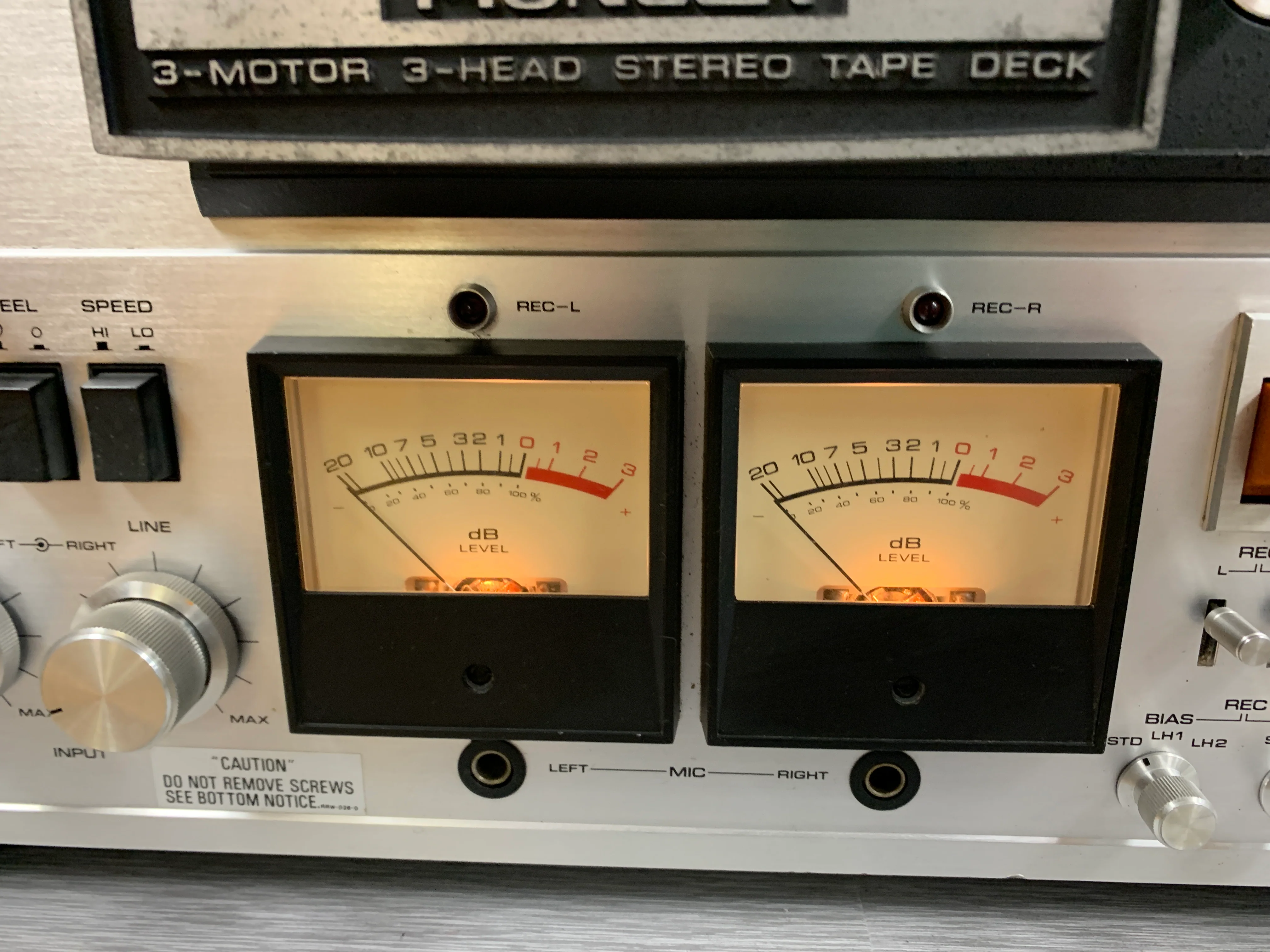 Pioneer RT-1020L Three Motor Three Head Stereo Tape Deck (1974-77) - Image 5