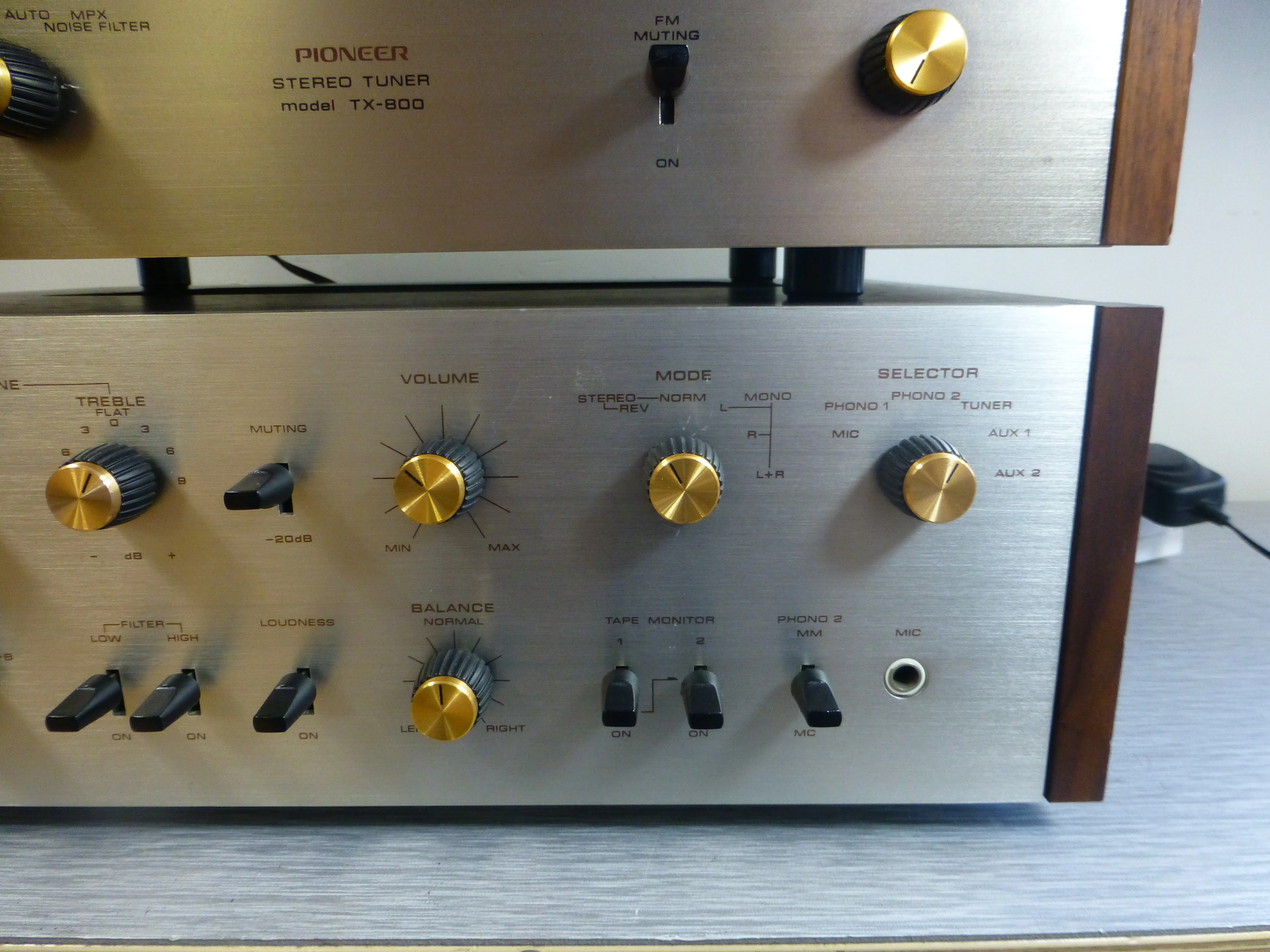 Pioneer SA-800 Integrated Amplifier * TX 800 Tuner - Image 4