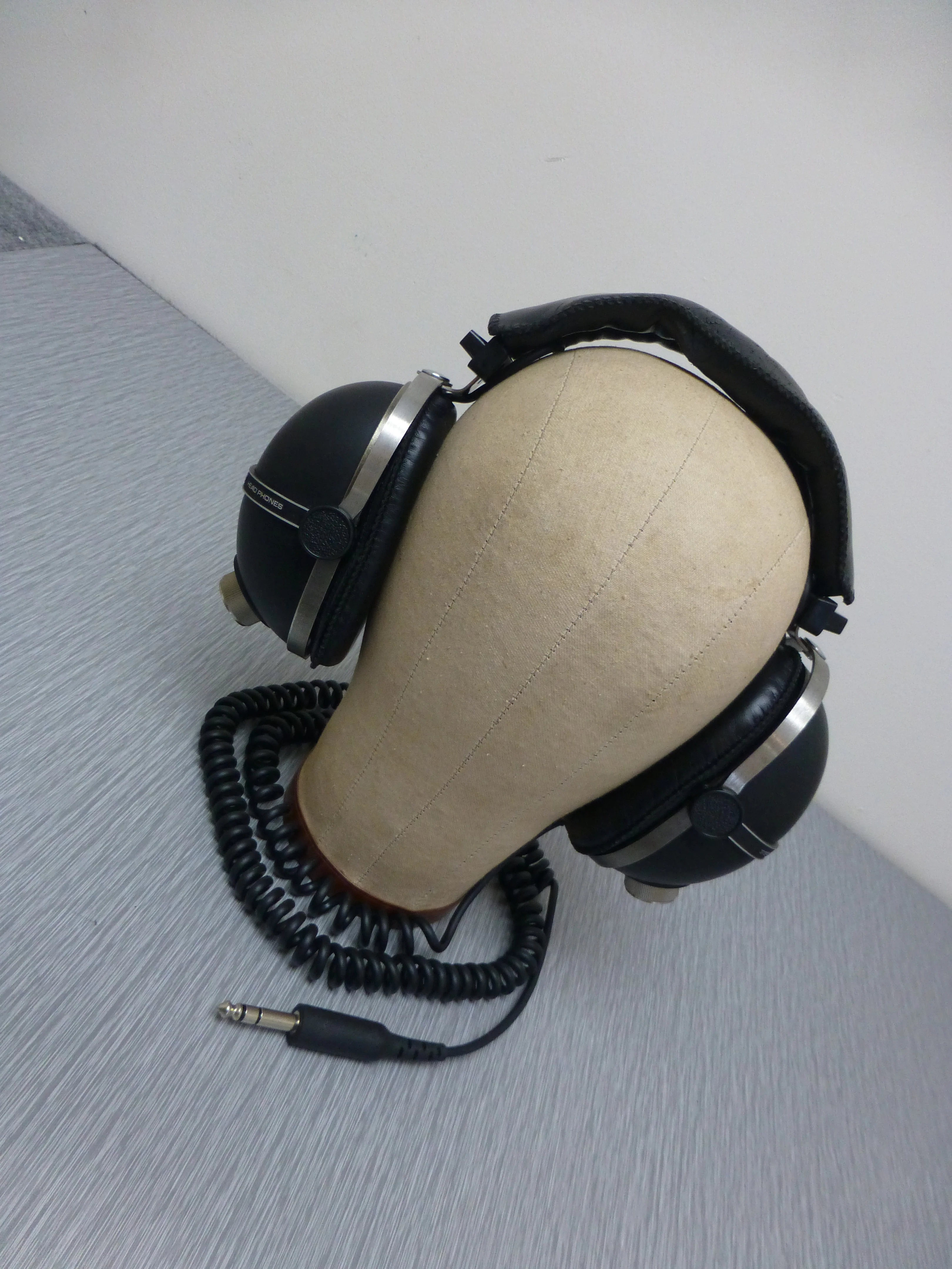Pioneer SE-405 Stereo Headphones - Image 5
