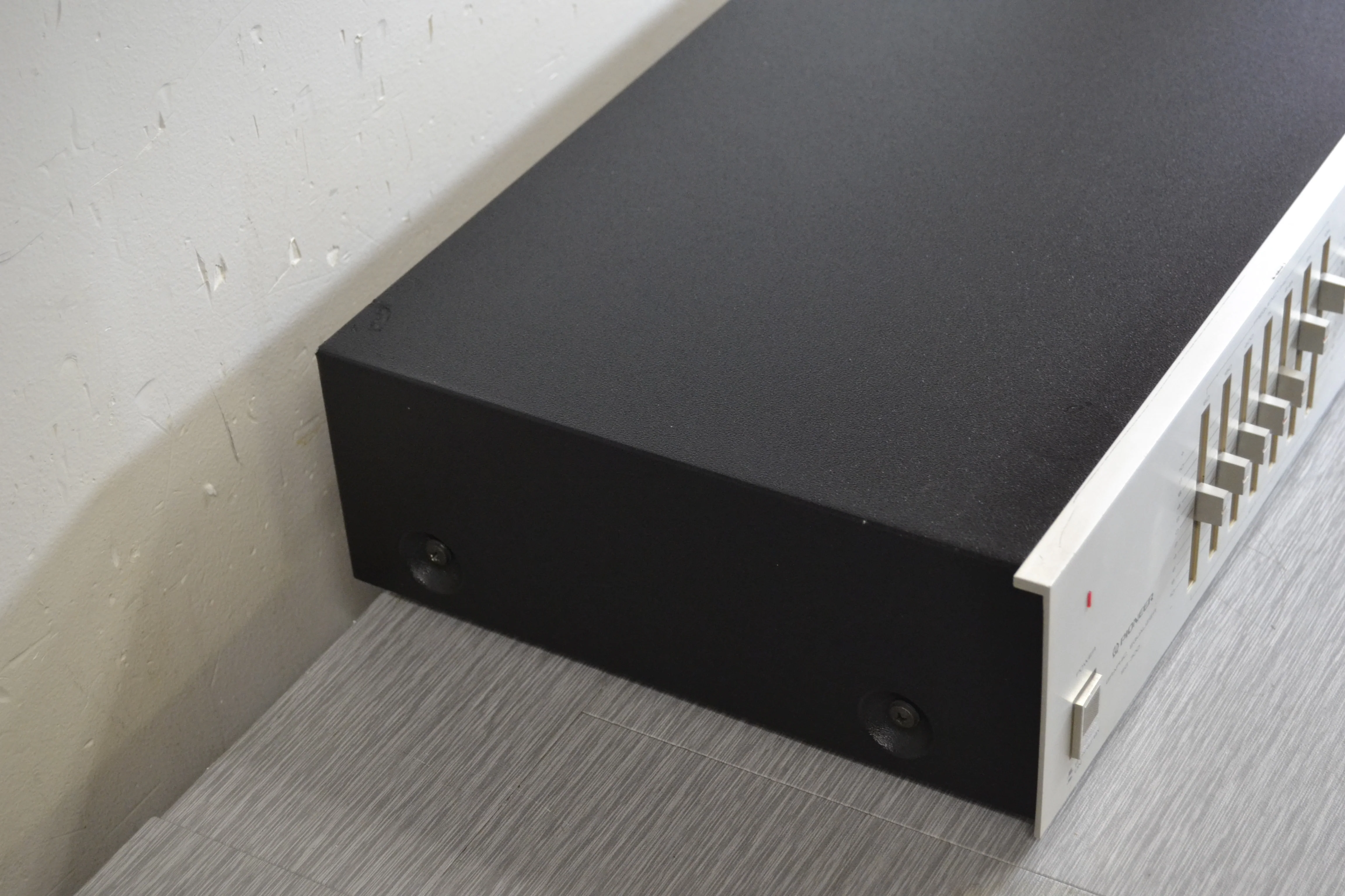 Pioneer SG-300 Graphic Equalizer - Image 6