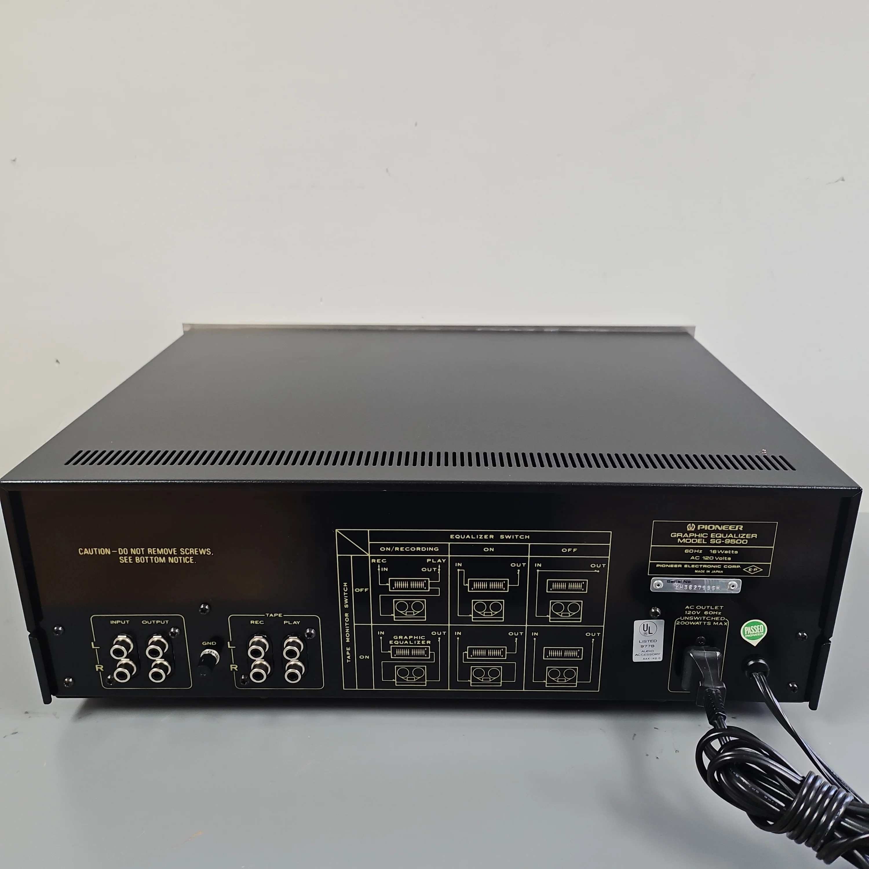 Pioneer SG-9500 Graphic Equalizer - Image 11