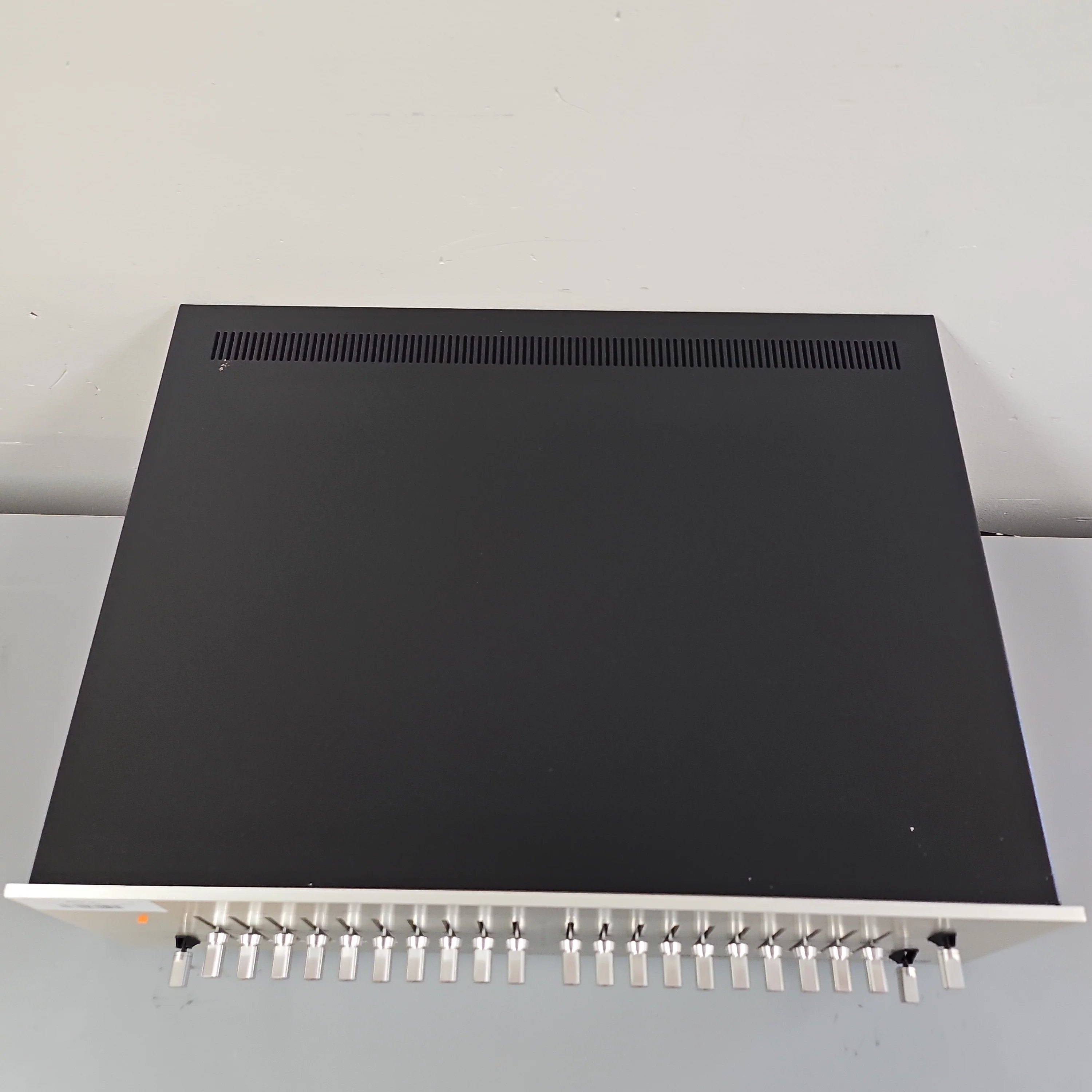Pioneer SG-9500 Graphic Equalizer - Image 5