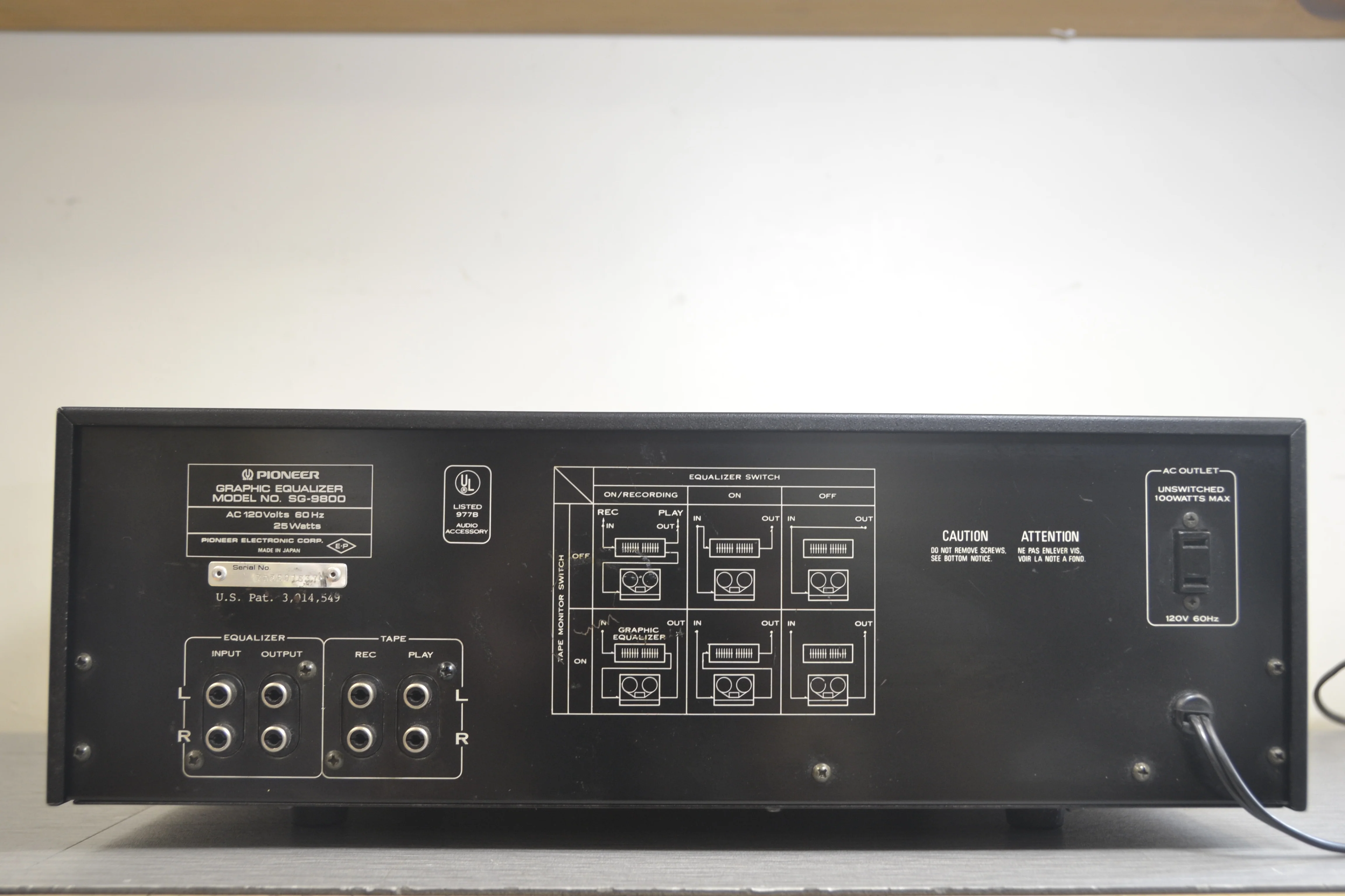 Pioneer SG-9800 Graphic Equalizer - Image 9