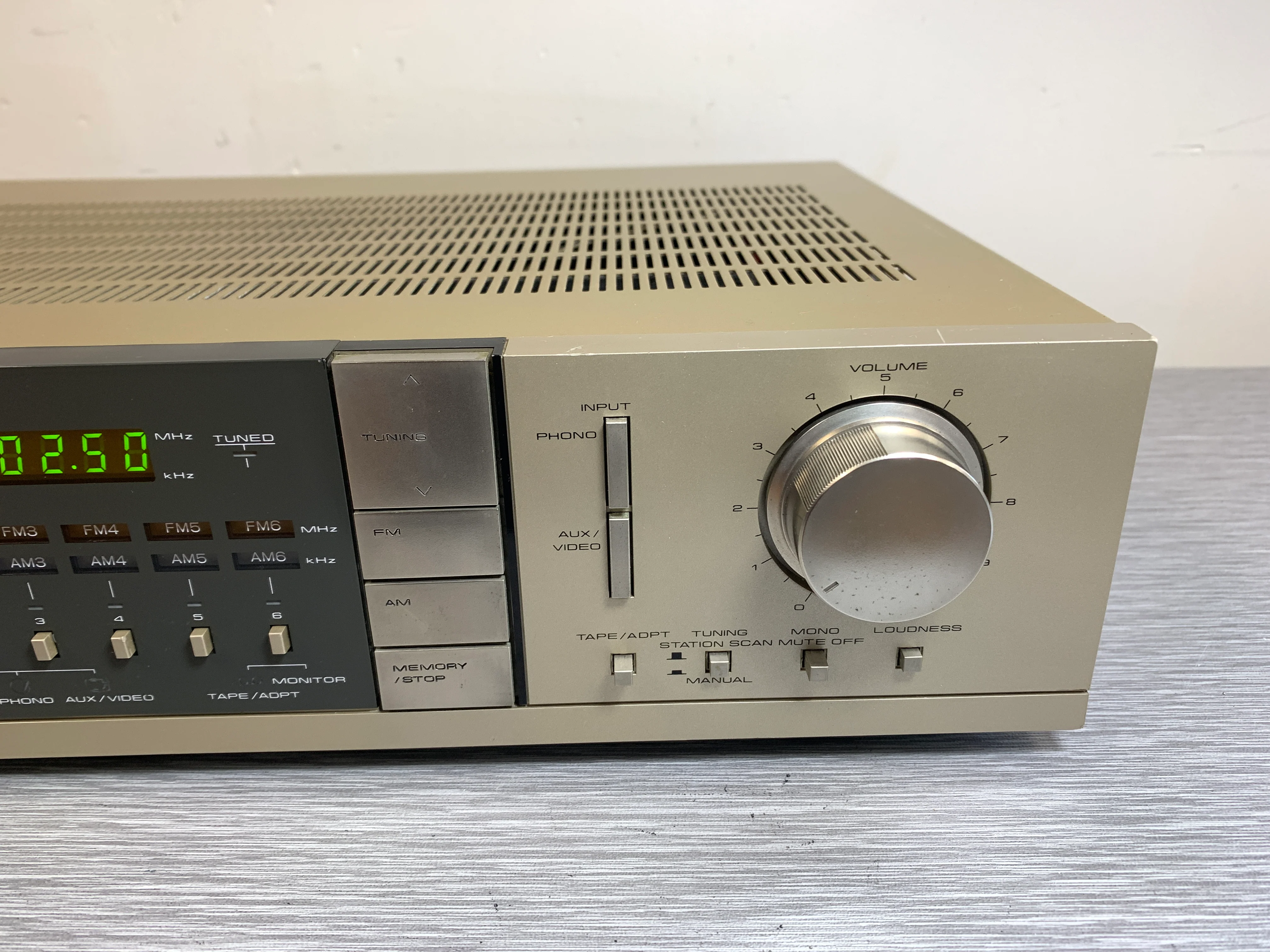Pioneer SX-5 Computer Controlled Stereo Receiver (1981) - Image 5