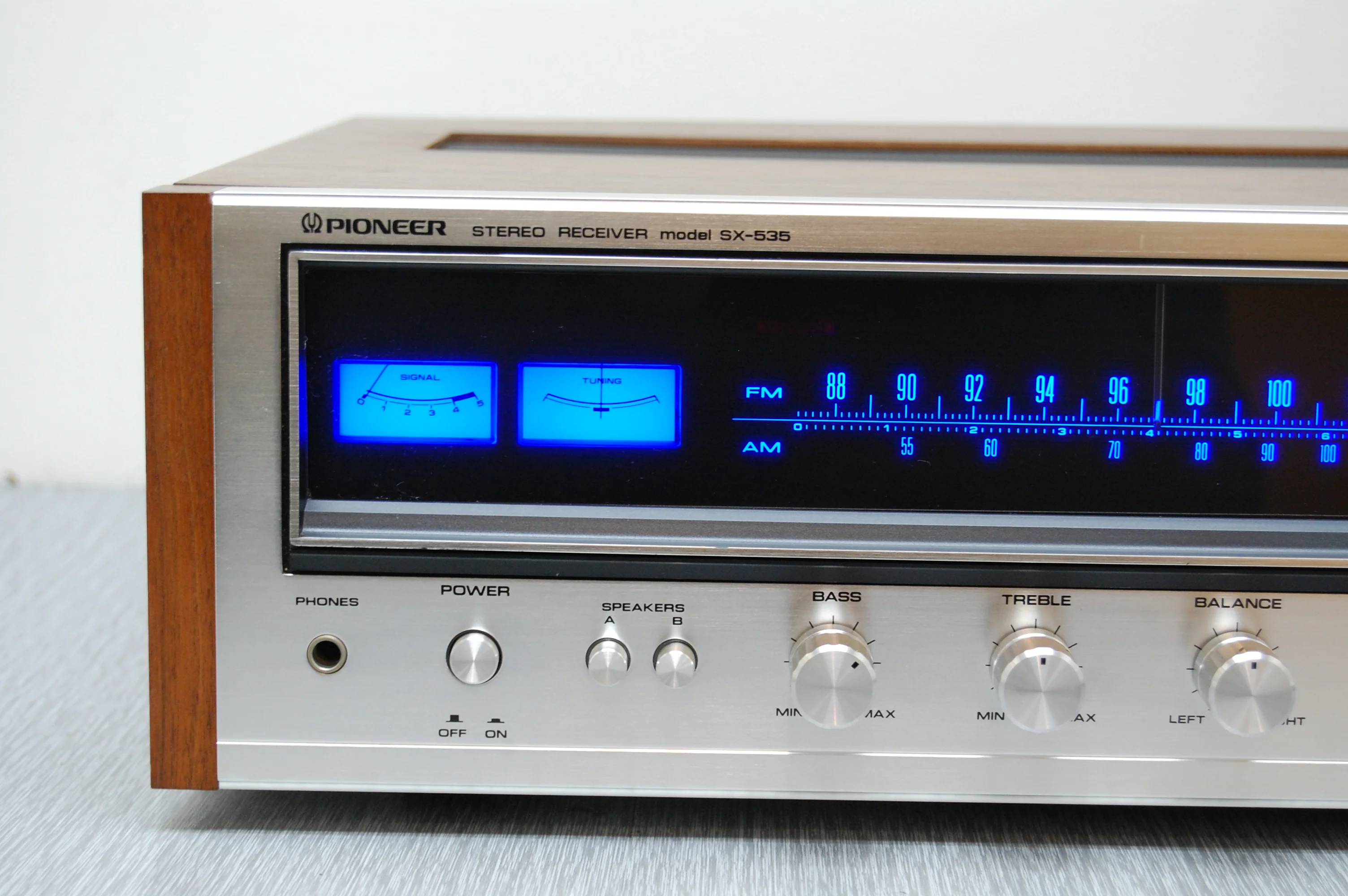 Pioneer SX-535 Stereo Receiver * MINT ! * Original Box - Image 2