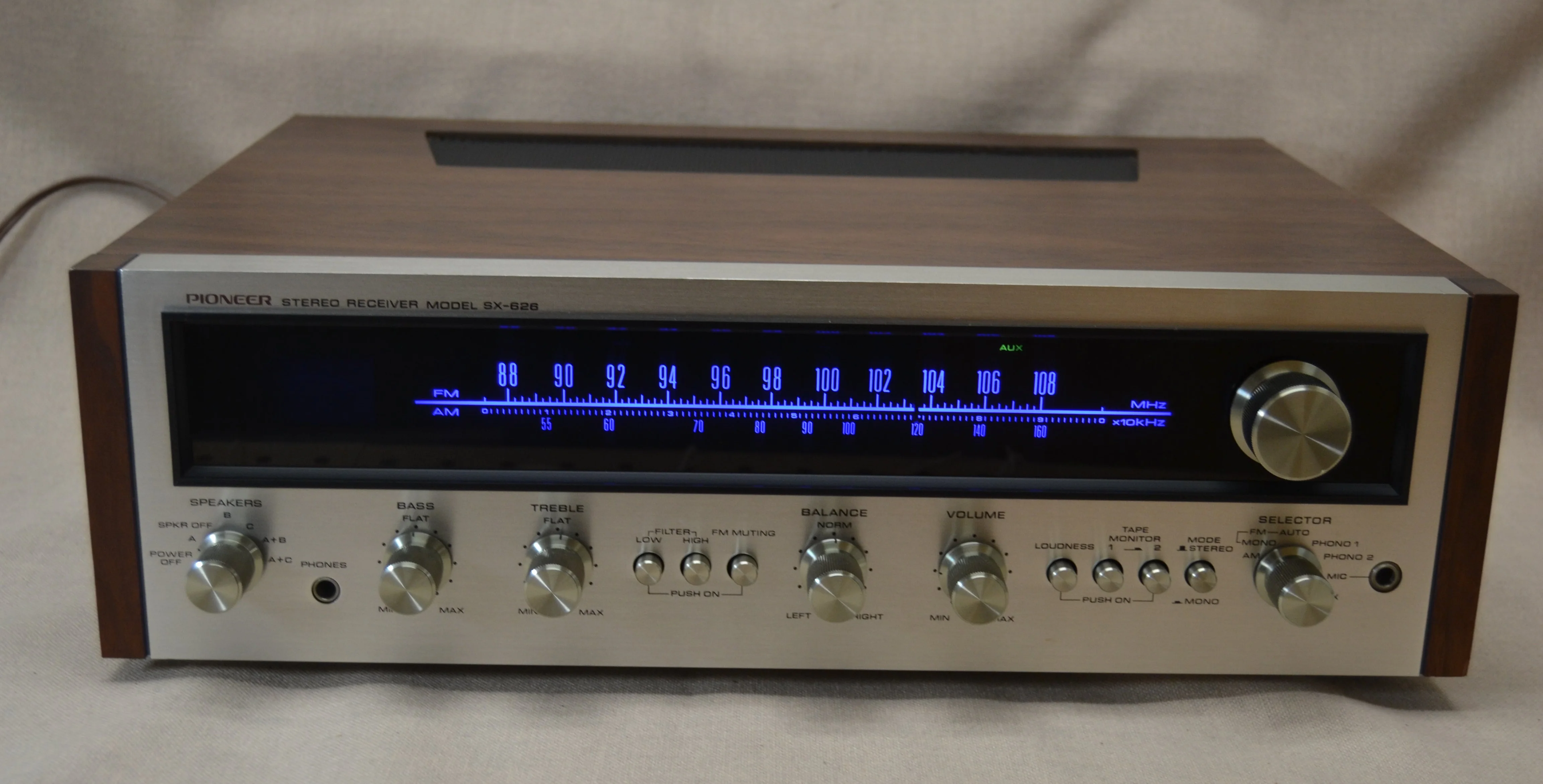 Pioneer SX-626 Stereo Receiver * 20W RMS * 1973