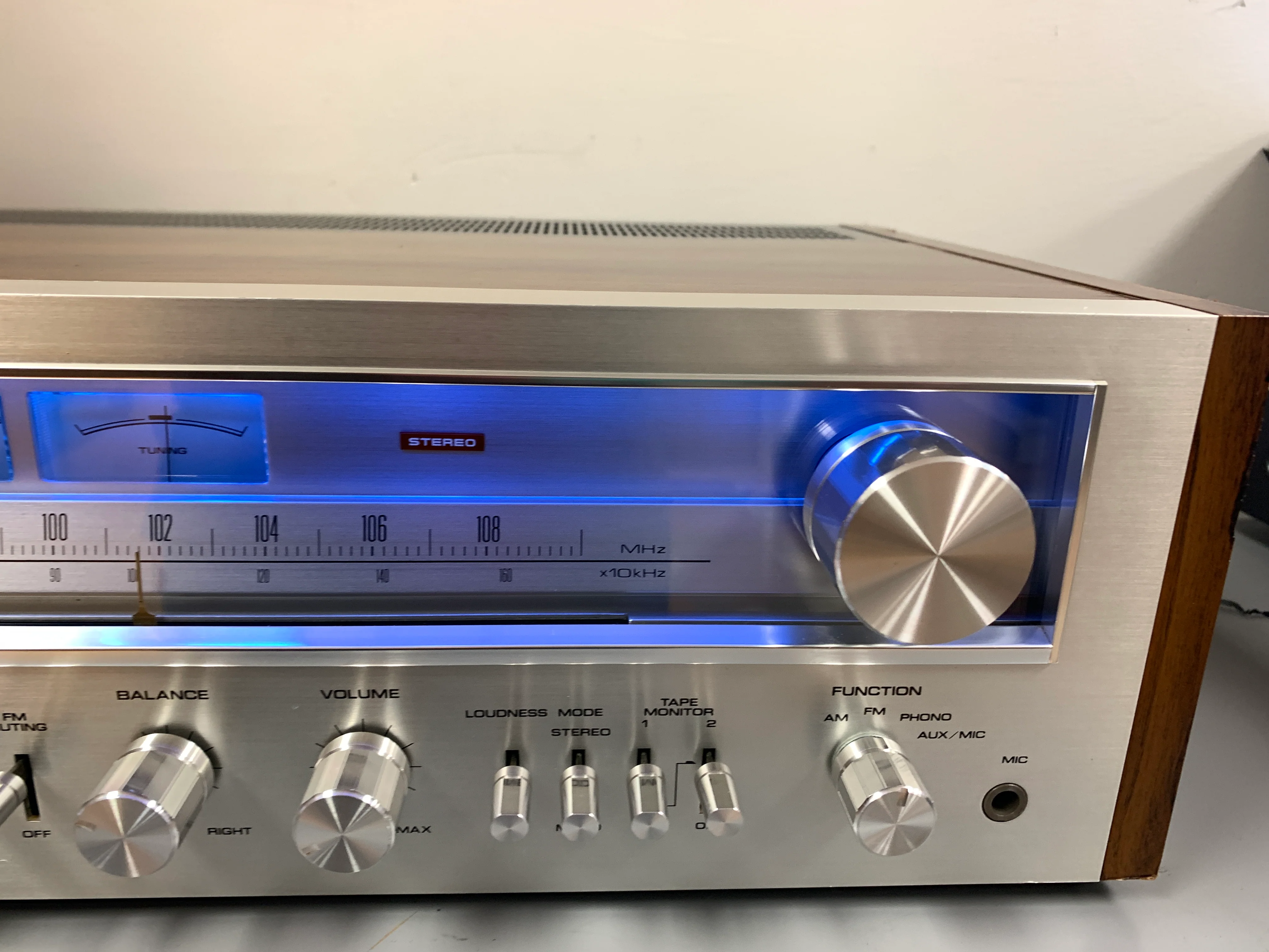 Pioneer SX-650 Stereo Receiver - Image 4