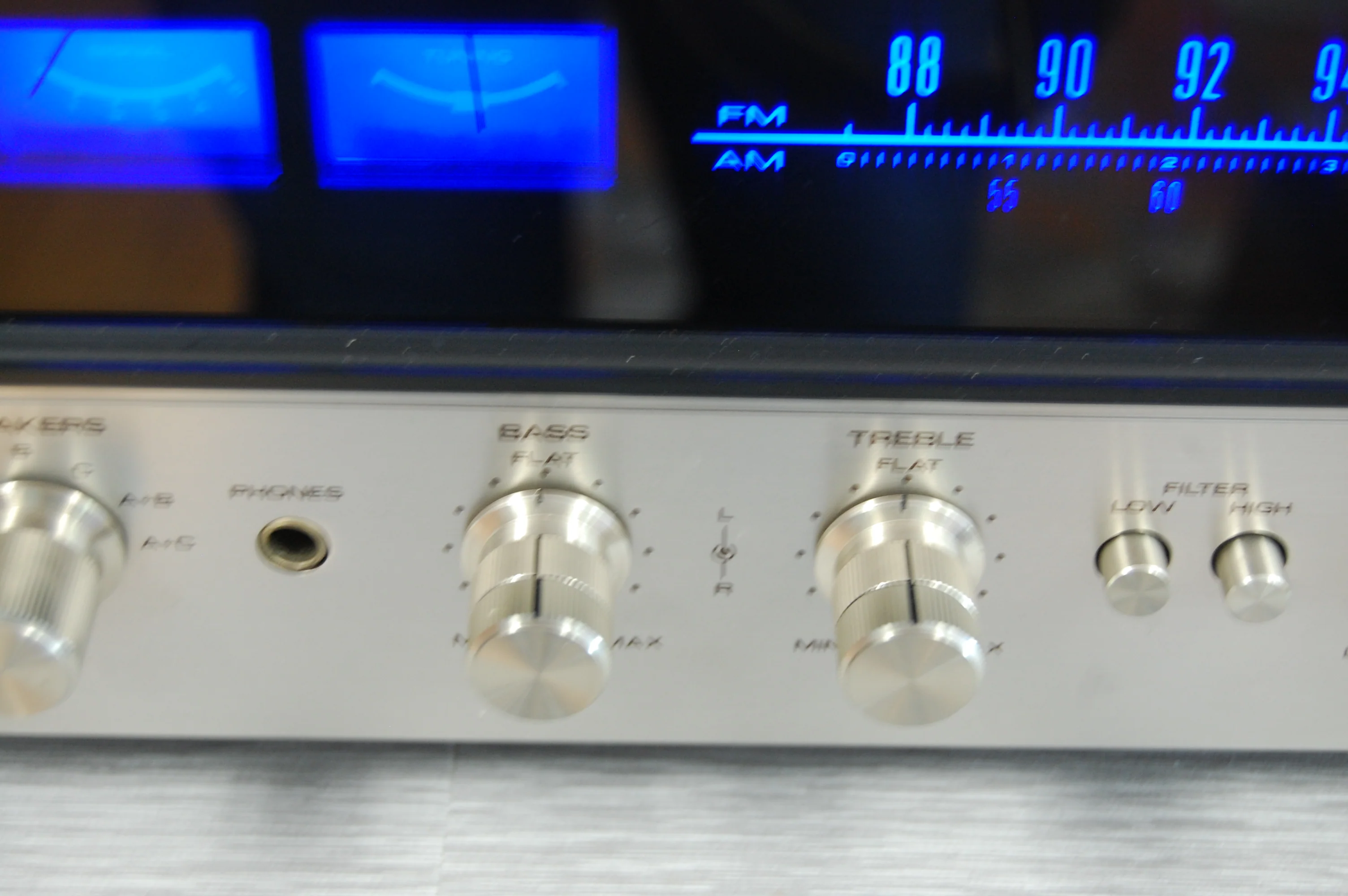 Pioneer SX-727 AM/FM Stereo Receiver (1972-74) * 37W RMS - Image 10
