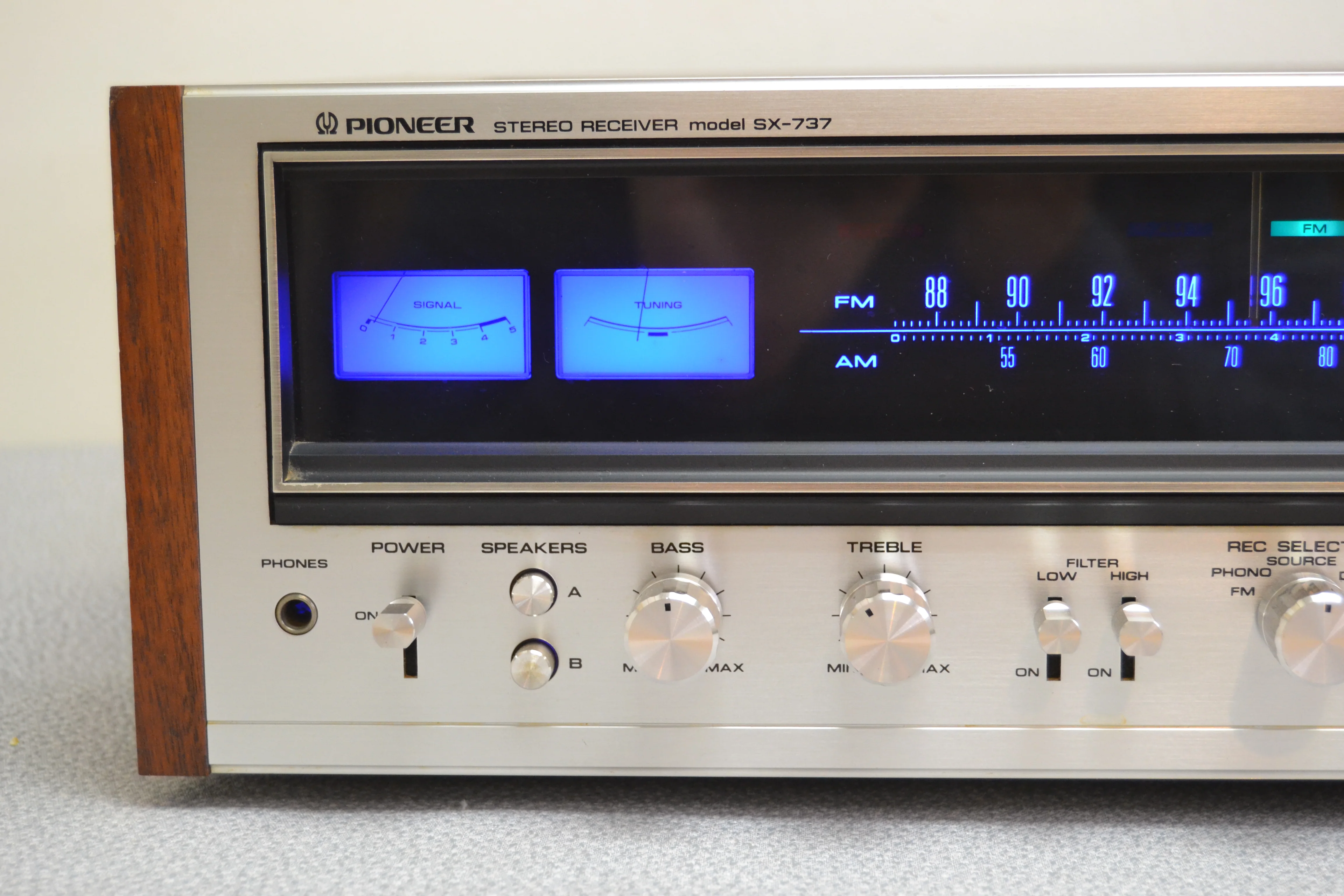 Pioneer SX-737 Stereo Receiver * Fully Serviced * Led Upgrade * Weak Tuner * 35W RMS - Image 3