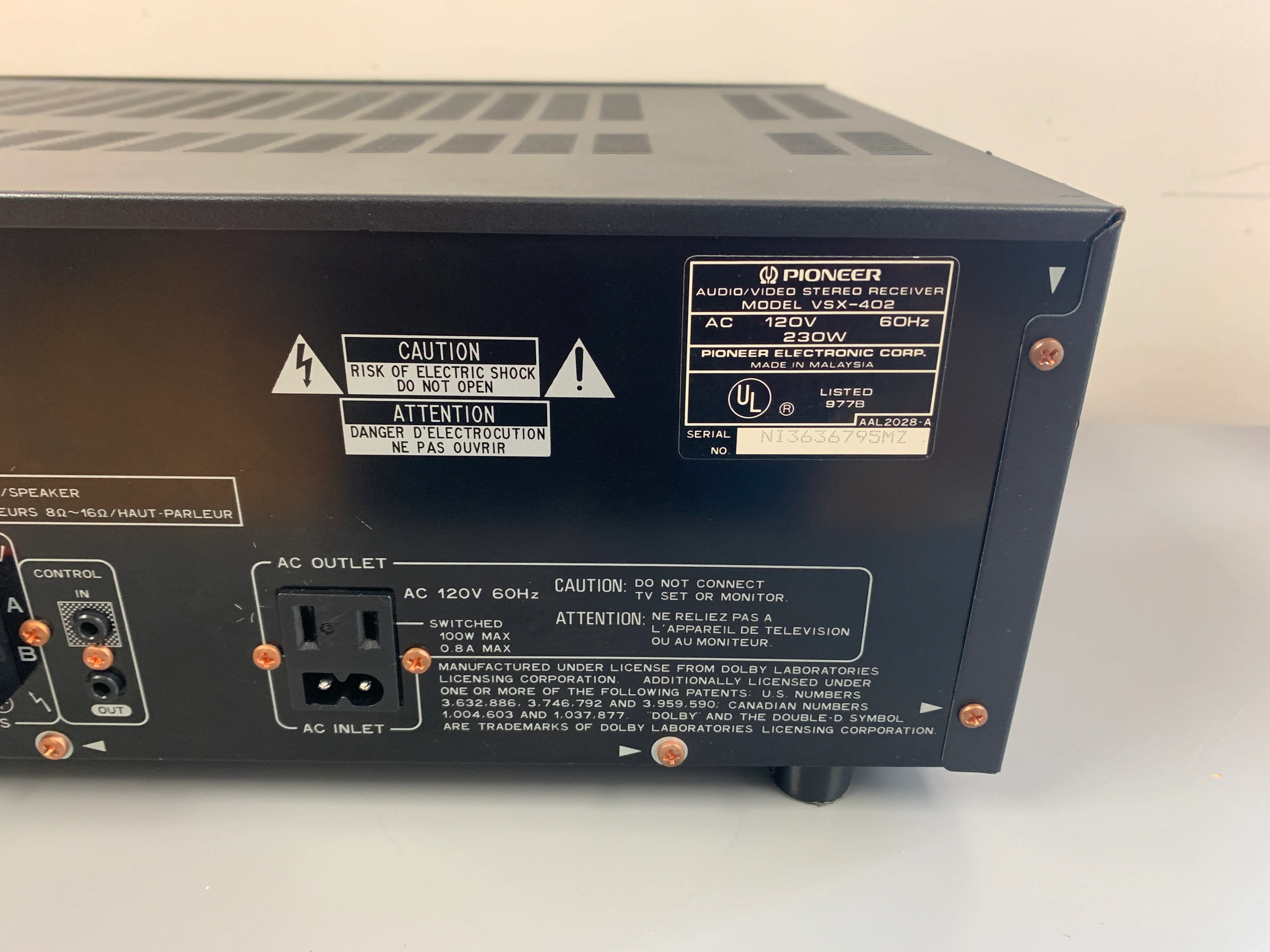 Pioneer VSX-402 Receiver * 1993 - Image 11