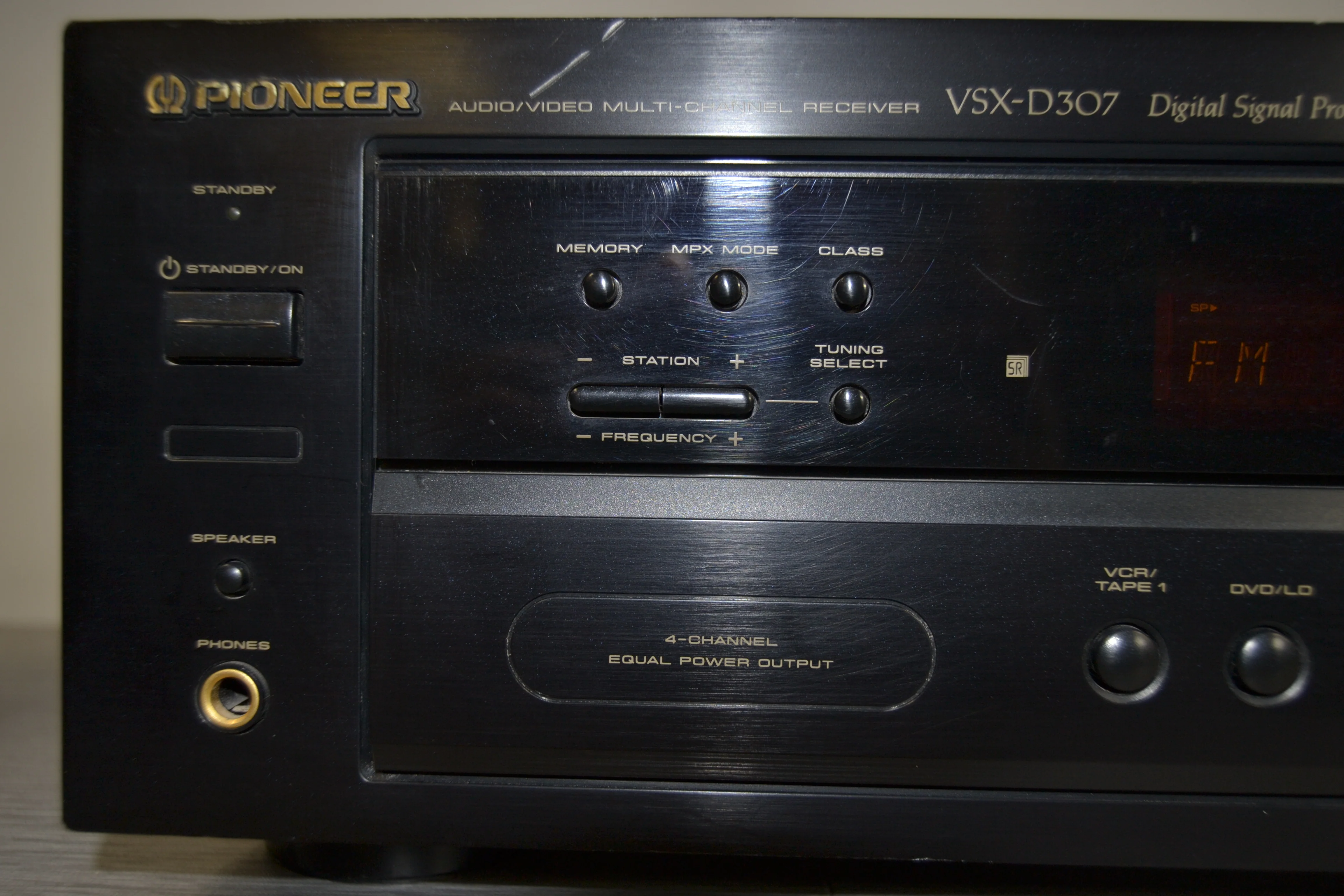 Pioneer VSX-D307 Stereo Receiver - Image 2