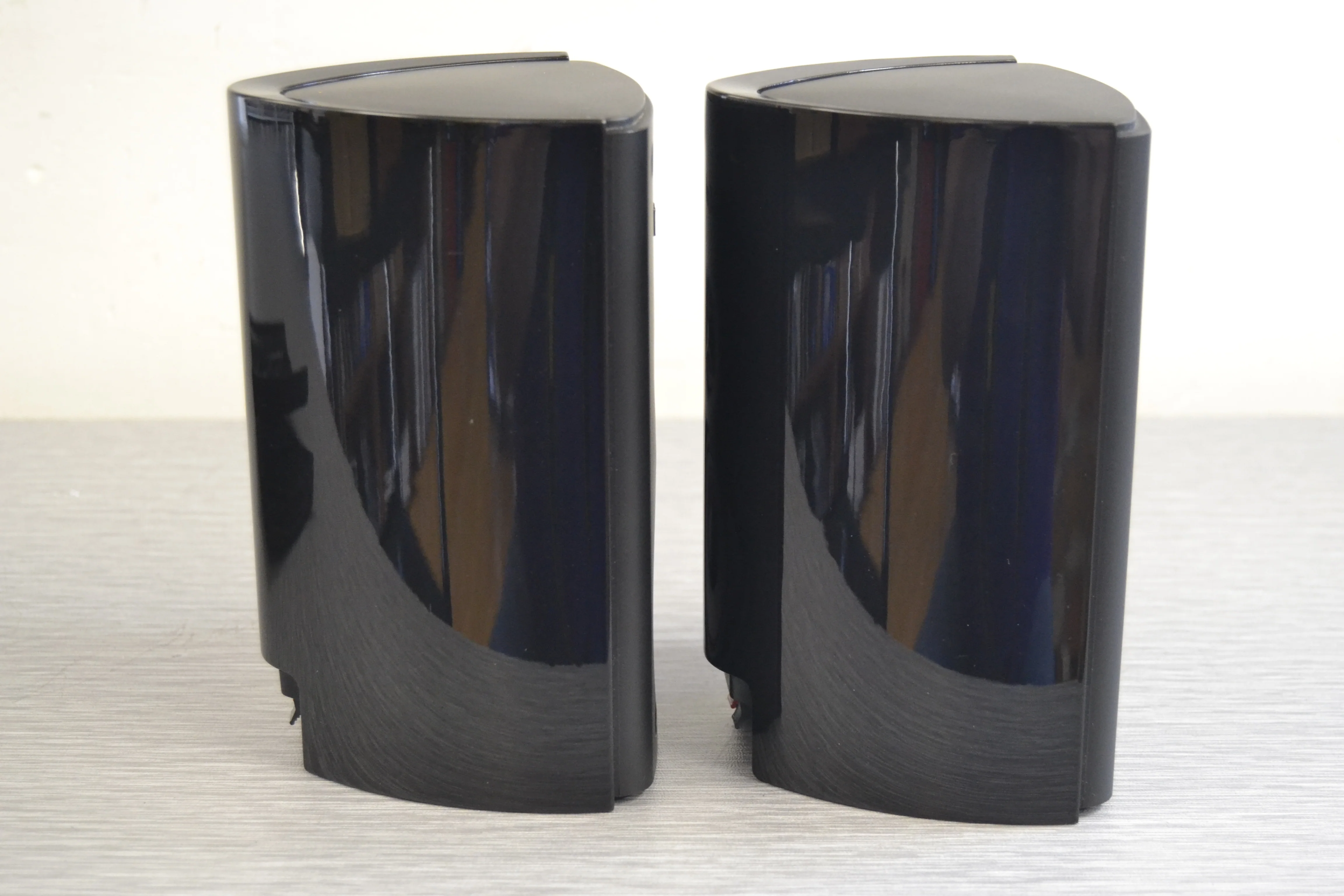 Polk Audio RM7 SAT Mini Bookshelf Speakers - Image 5