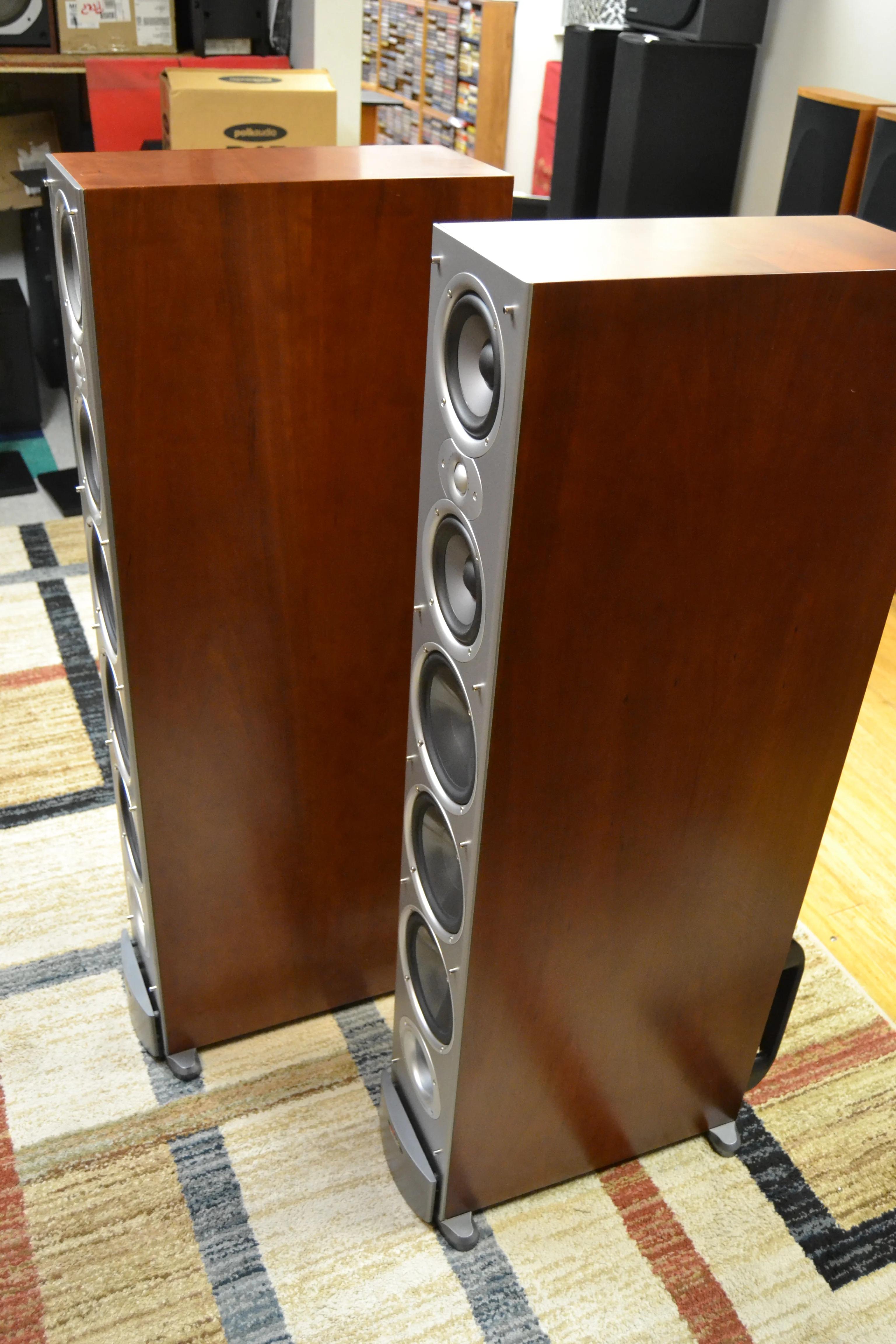 Polk Audio RTi12 Floor Standing Speakers - Image 4