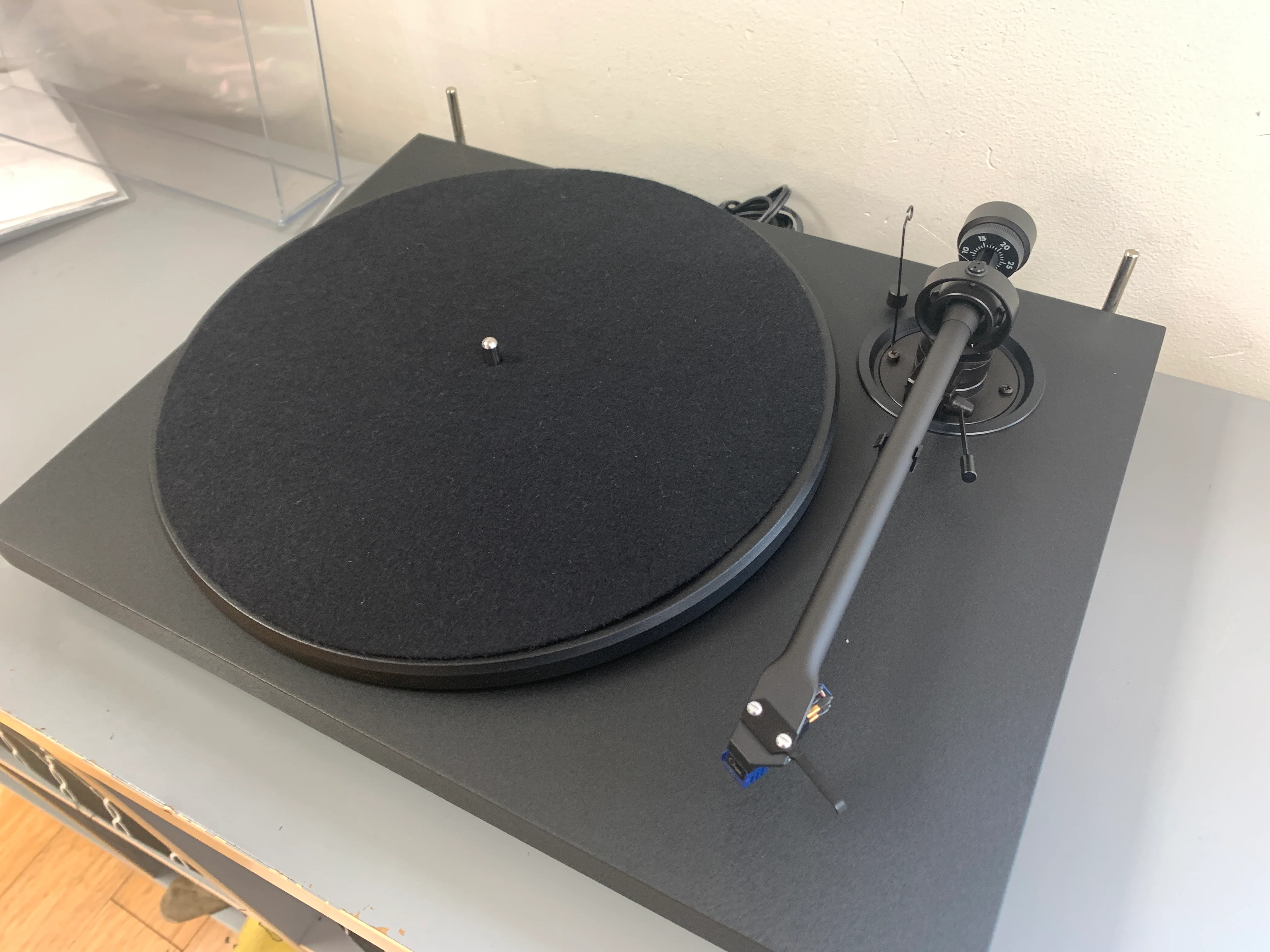 Pro-ject 1.2 Belt Drive Turntable * Sumiko Cartridge - Image 6