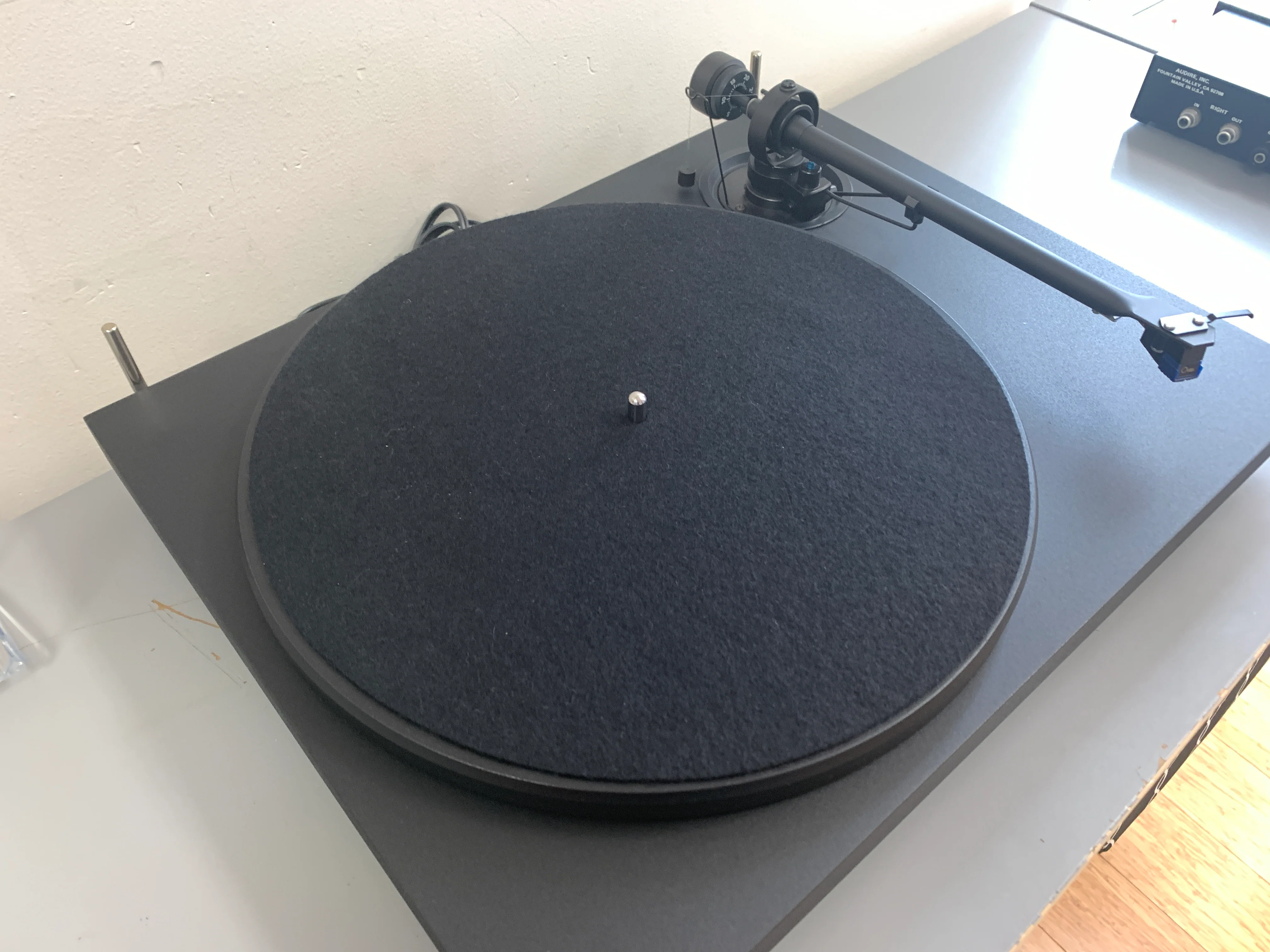 Pro-ject 1.2 Belt Drive Turntable * Sumiko Cartridge - Image 7