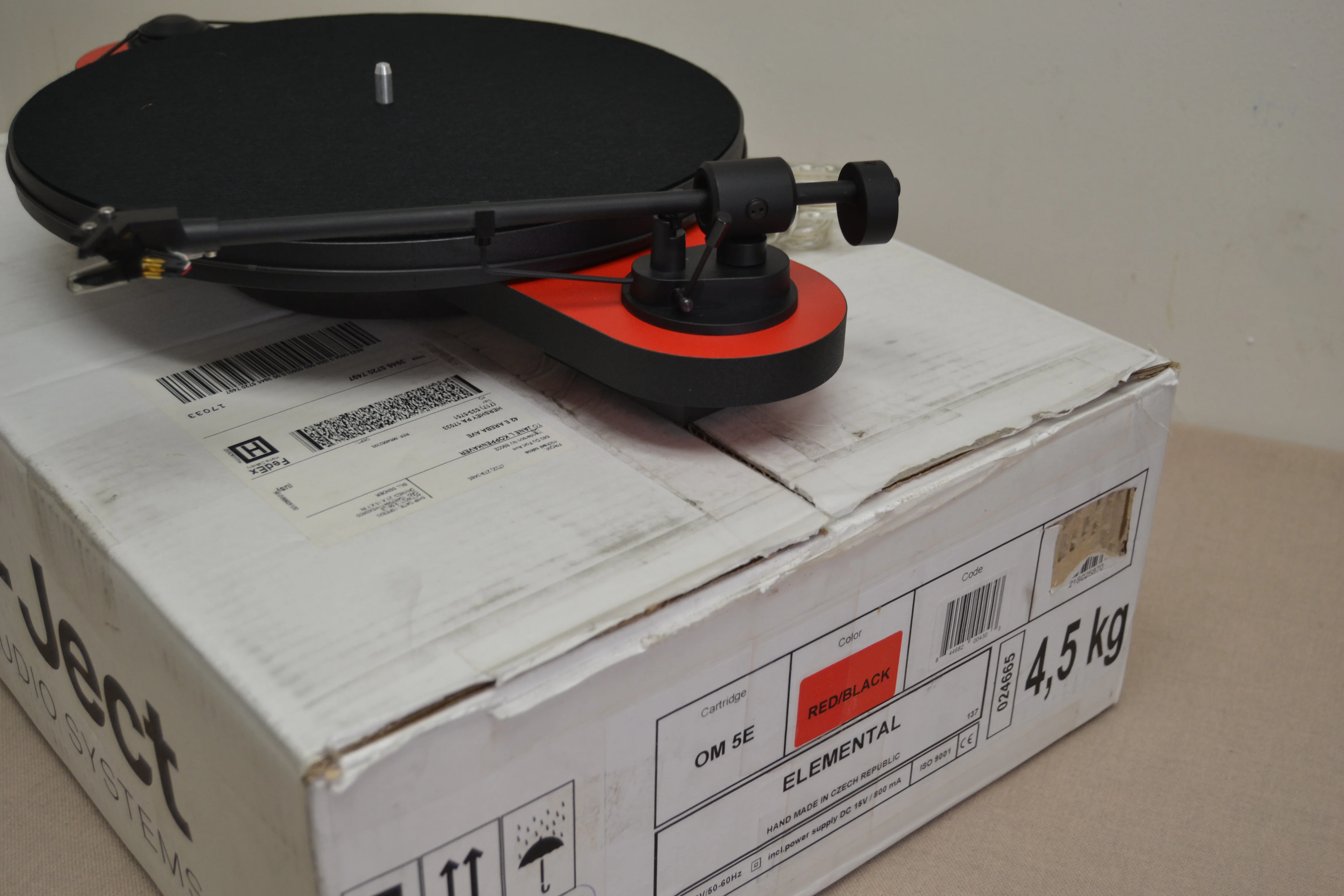 Pro-Ject Elemental Turntable * Box * Manual - Image 8