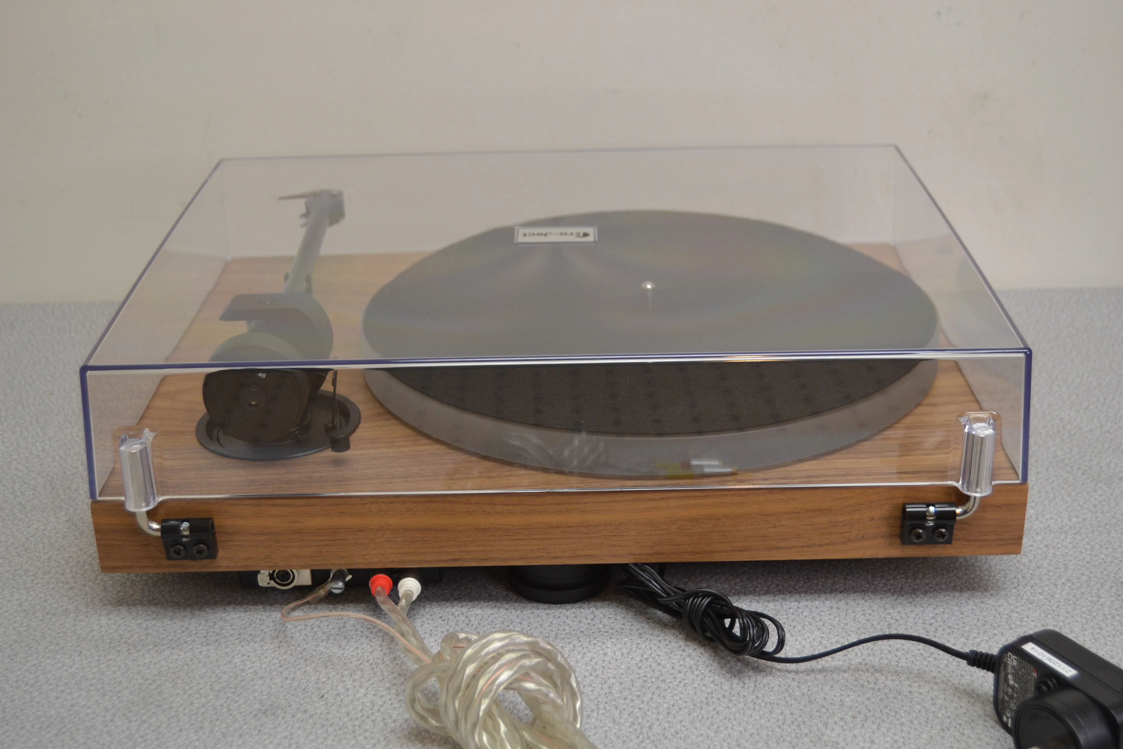 Pro-Ject X1 Belt drive Turntable * Sumiko Cartridge - Image 10