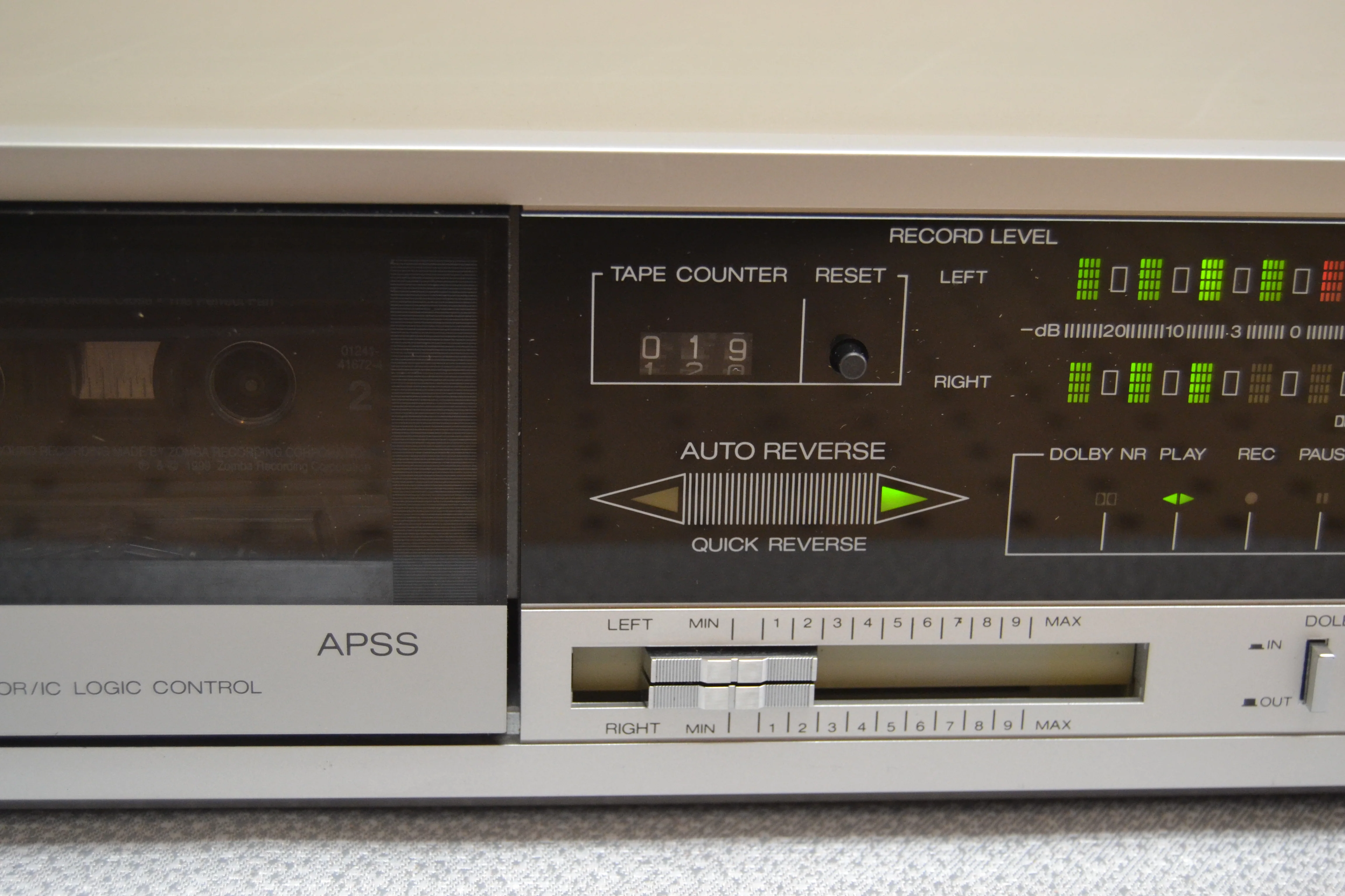 Proformance Cassette Tape Deck Model 562 W/Wireless Remote Control - Image 6