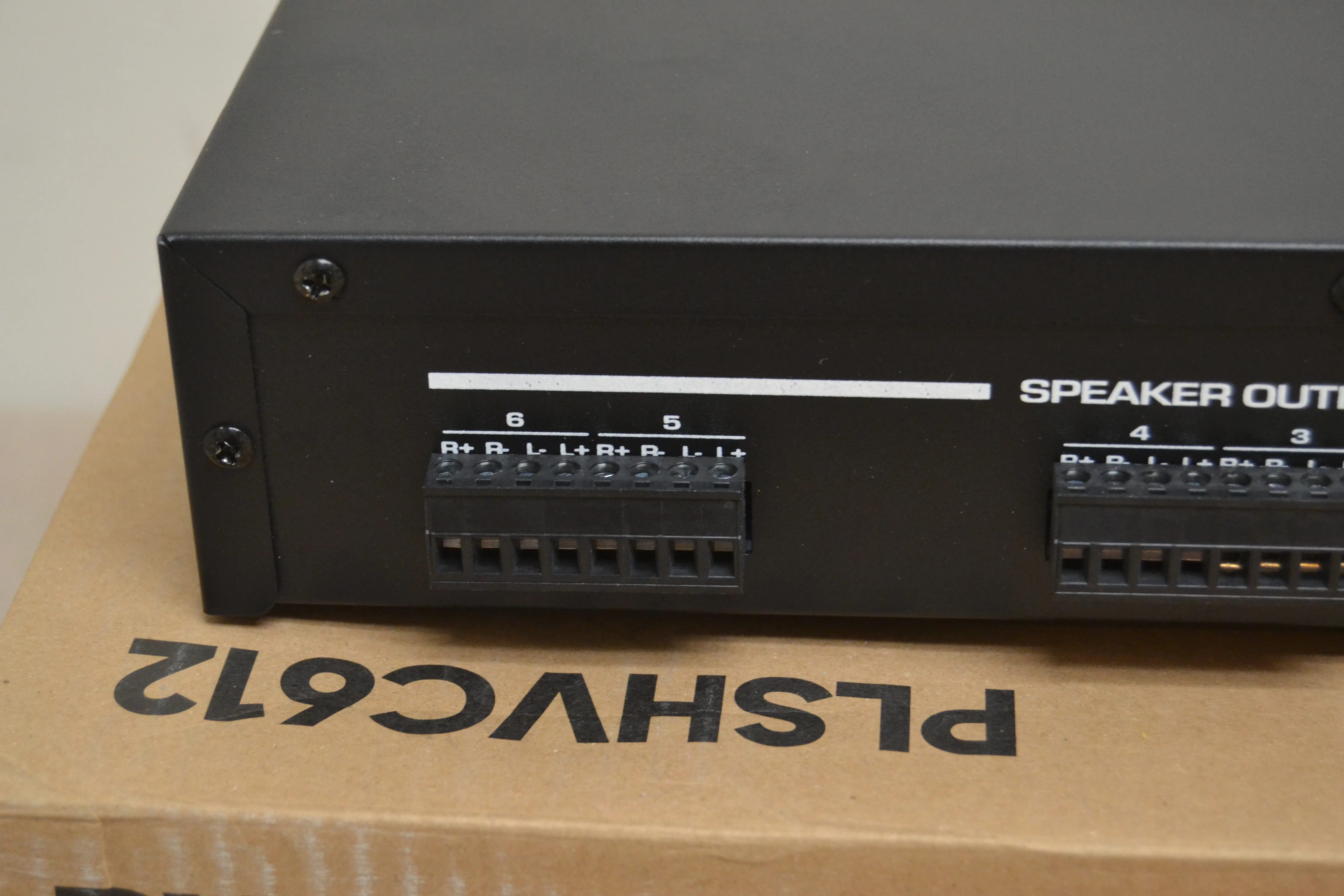 Pyle VHsc612 Speaker Selector 6 Pair with Volume Control - Image 8