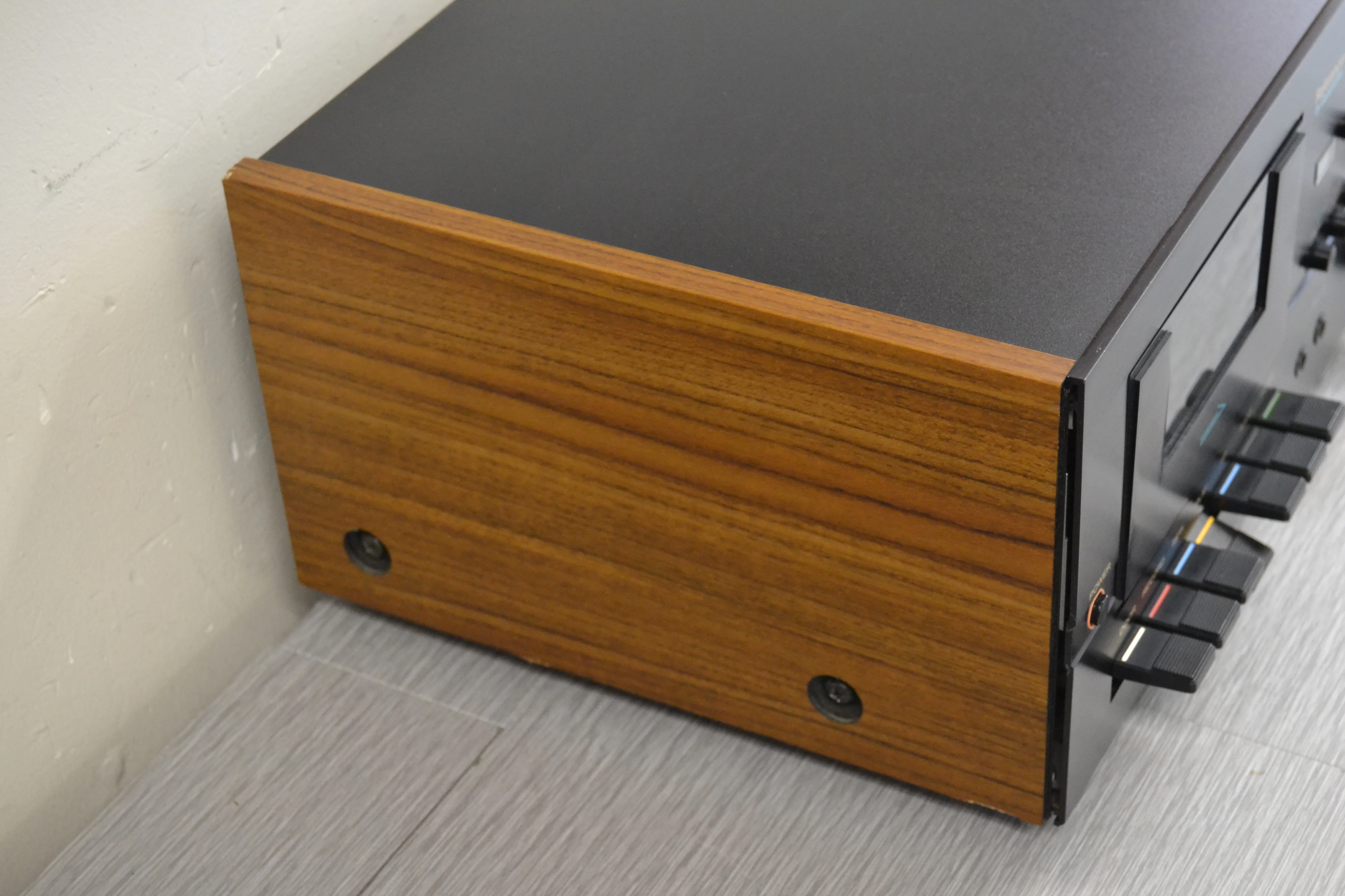 Quadraflex Reference 4120 Single Cassette Deck - Fully Serviced with NEW Belts - Image 6