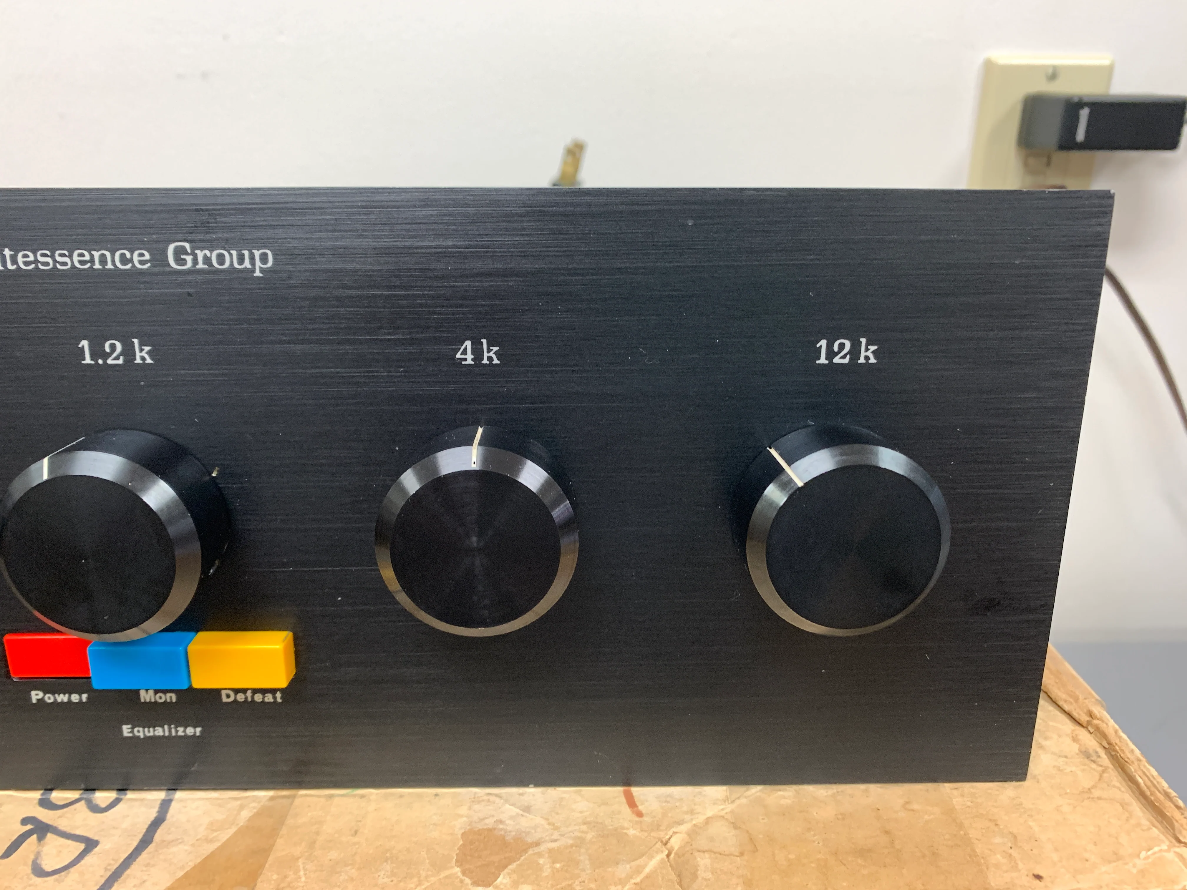 Quintessence Group Equalizer *box - Image 4