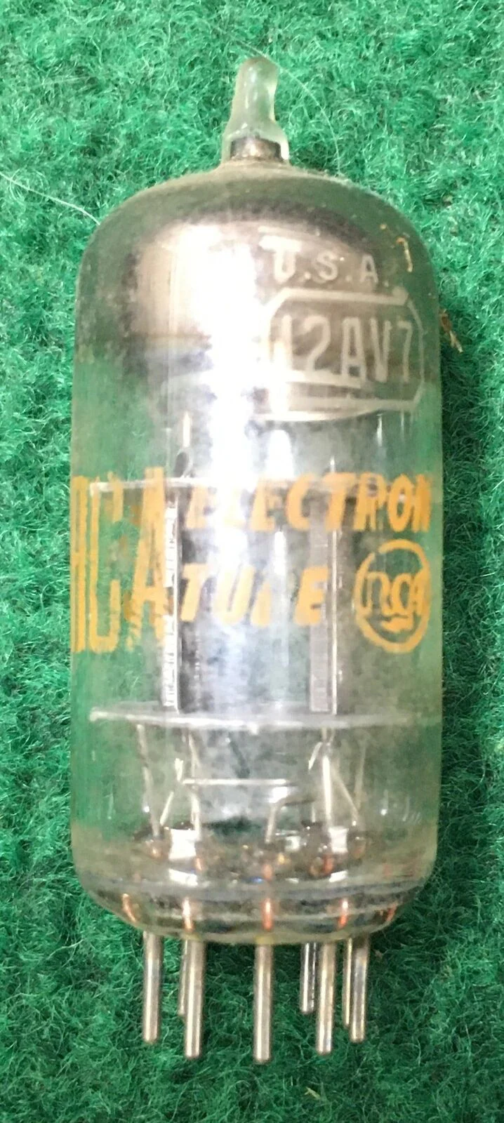 RCA 12AV7 * 86%/84% - Image 2