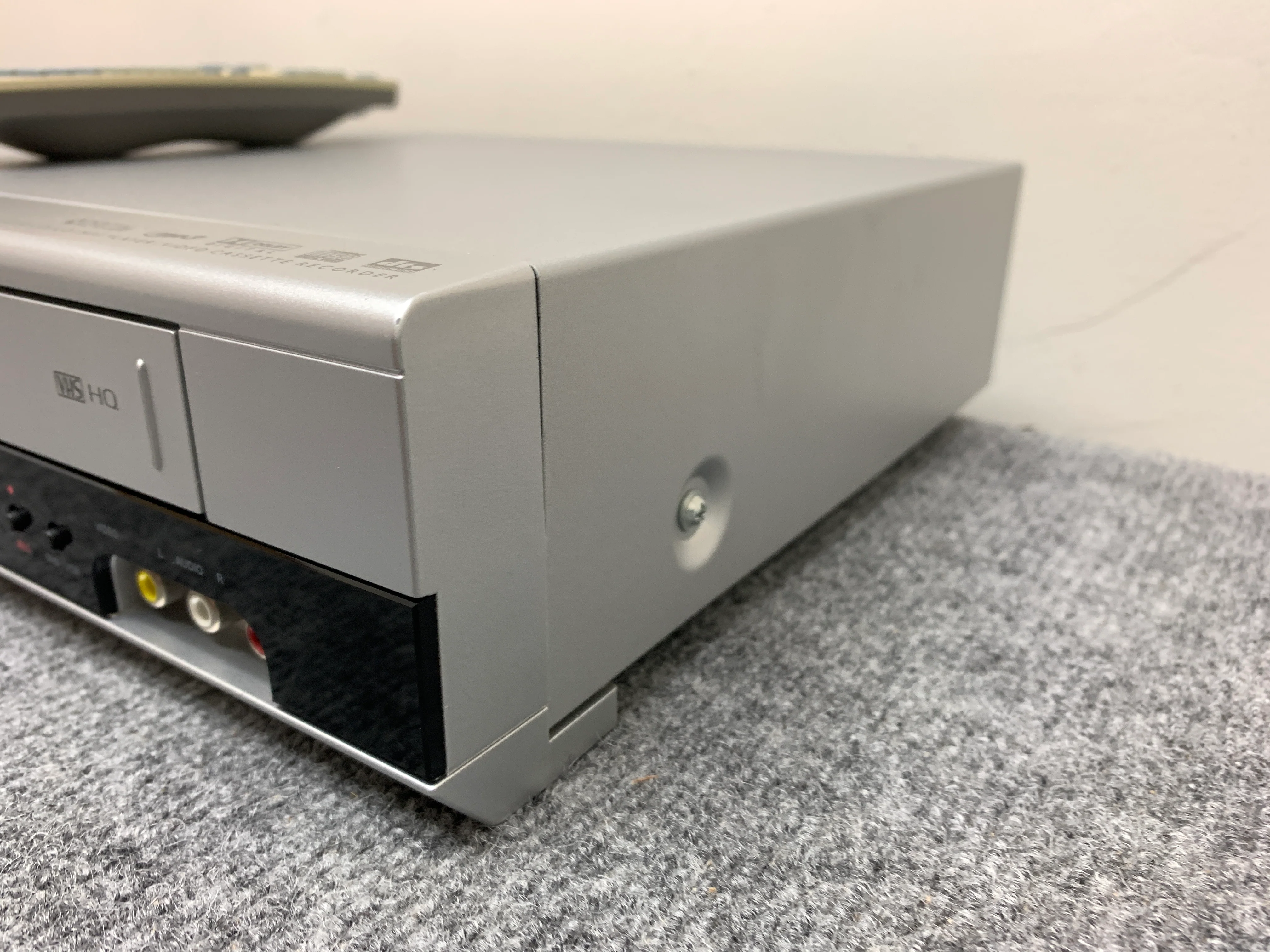 RCA DRC-6300N VHS Video Cassette Recorder HQ & DVD Player * Remote - Image 10