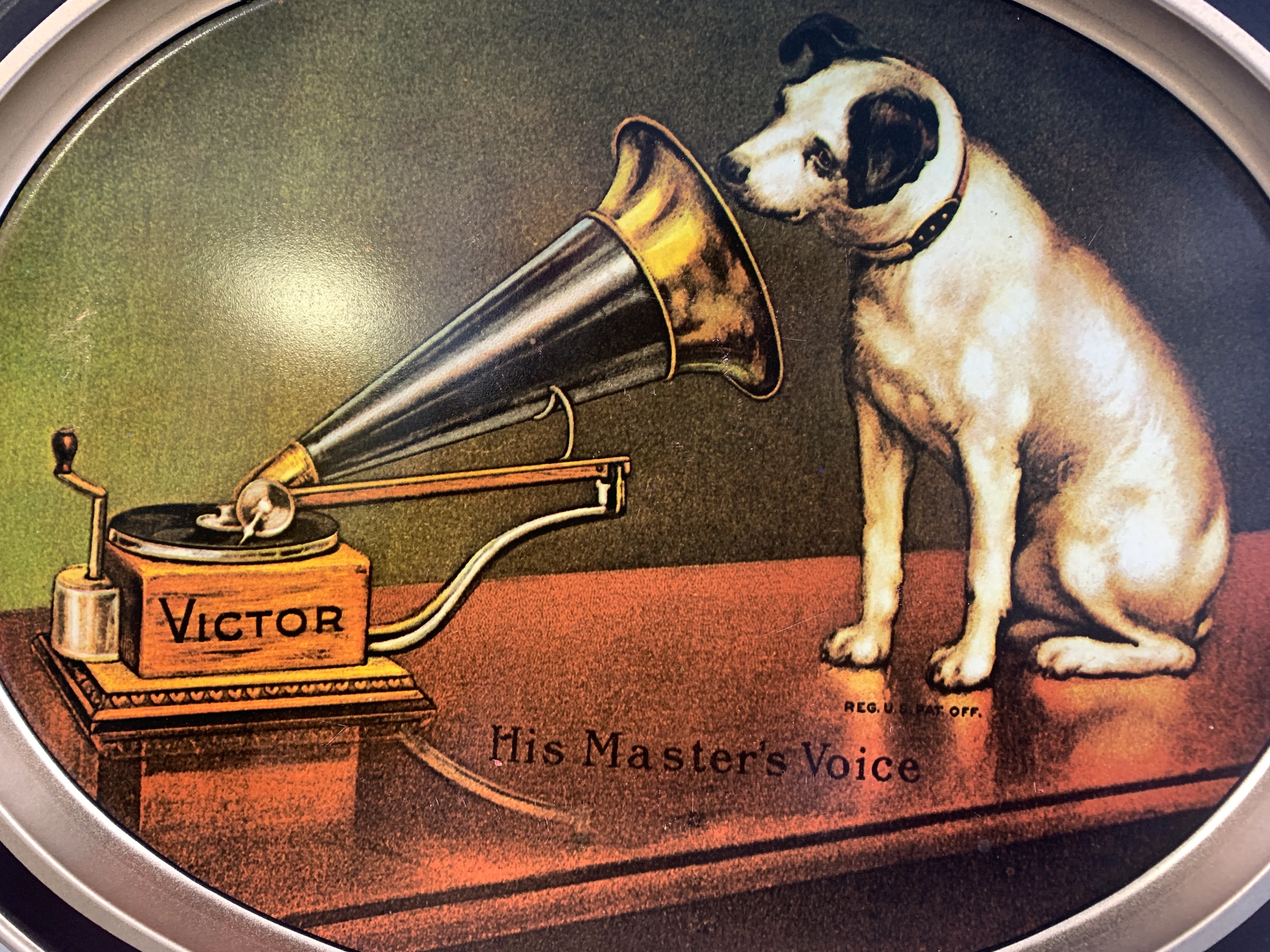 RCA Victor Dog Tray - Image 3