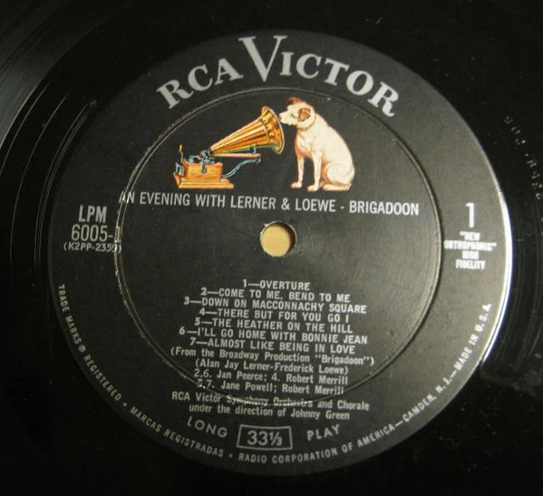 RCA Victor Symphony Orchestra And RCA Victor Chorus - An Evening with Lerner & Loewe: Brigadoon / Paint Your Wagon / Gigi / My Fair Lady (2xLP, Album, Mono, Gat) (Very Good (VG)) - Image 3
