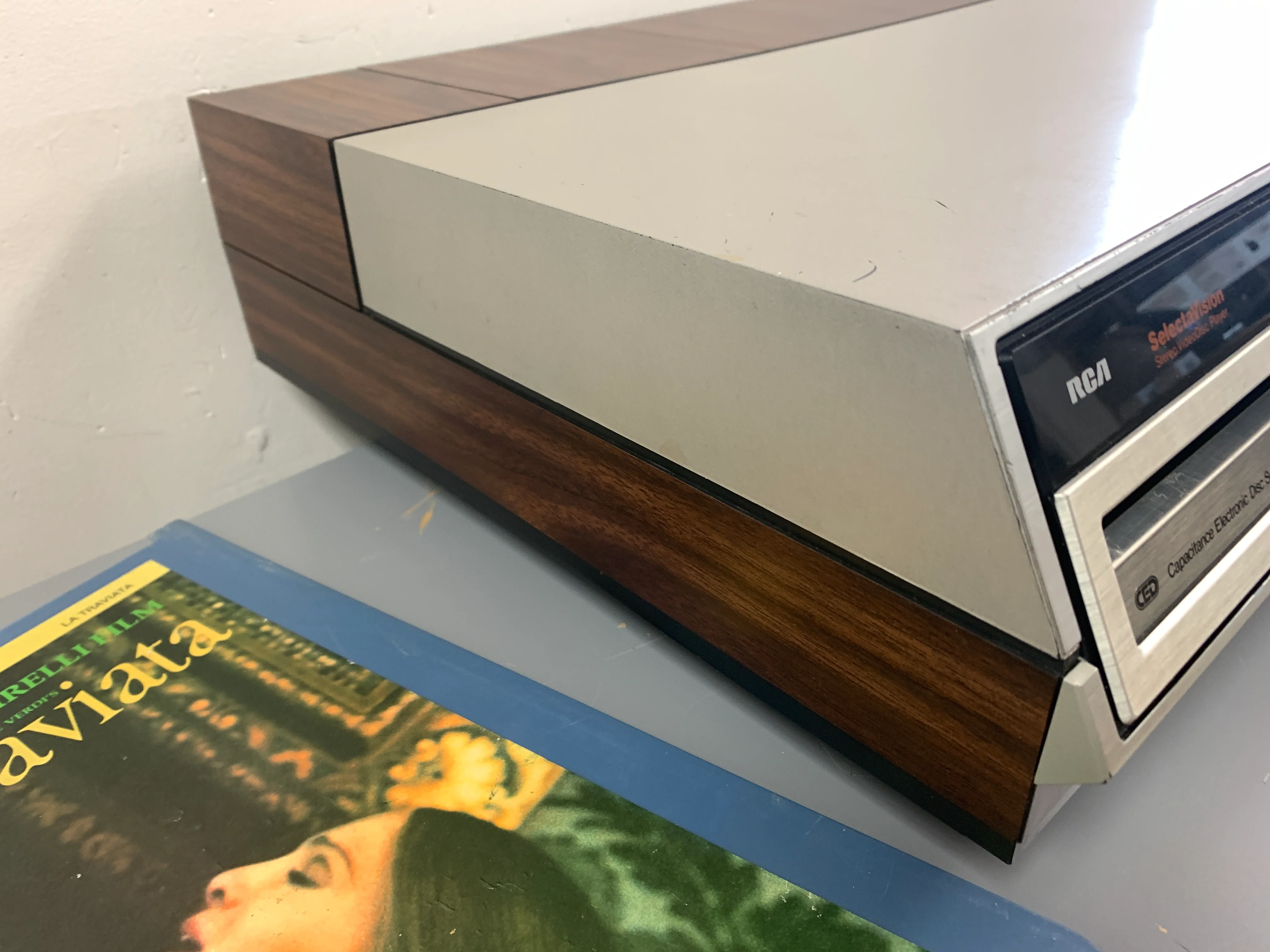 RCS SGT-200 Selecta Vision Video Disc Player - Image 6