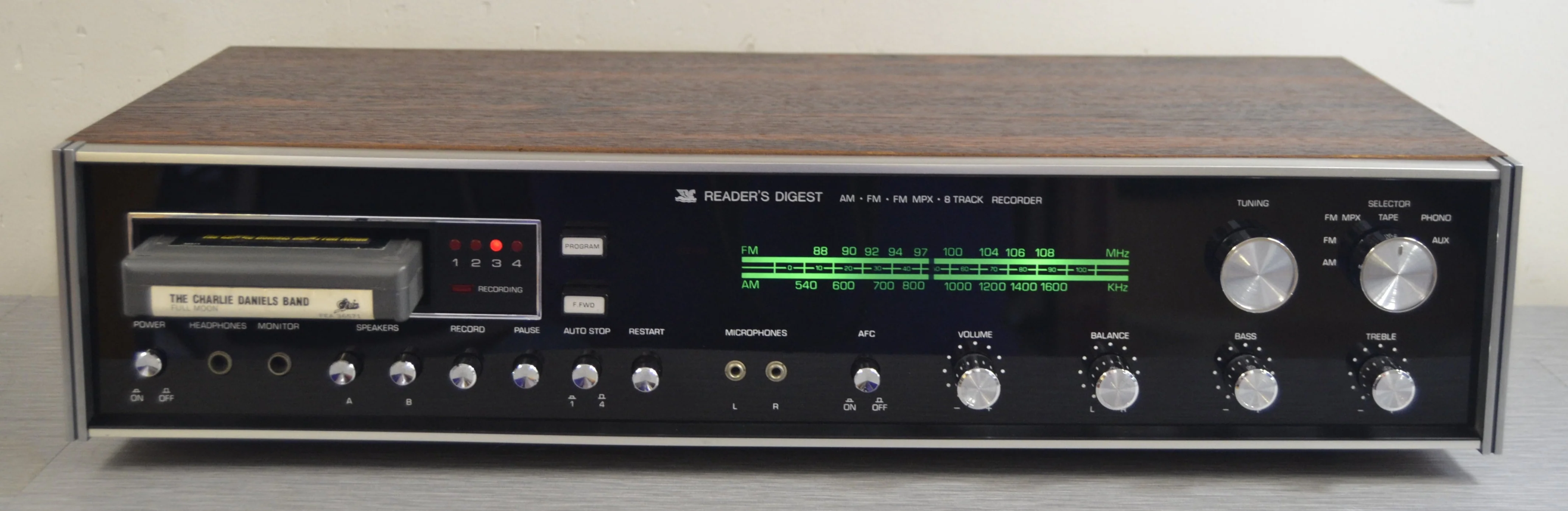 Reader's Digest 800 XR Stereo Receiver with 8 Track Player