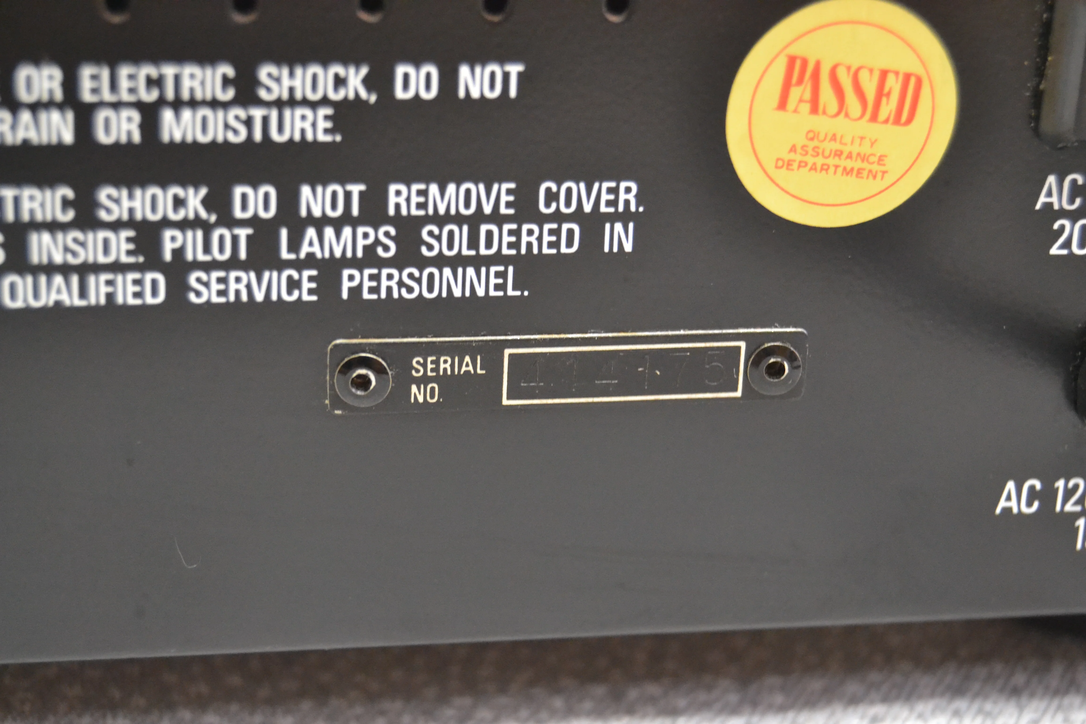 Realistic 31-2000 Stereo Frequency 10 Bands Graphic Equalizer (1980-83) - Image 15