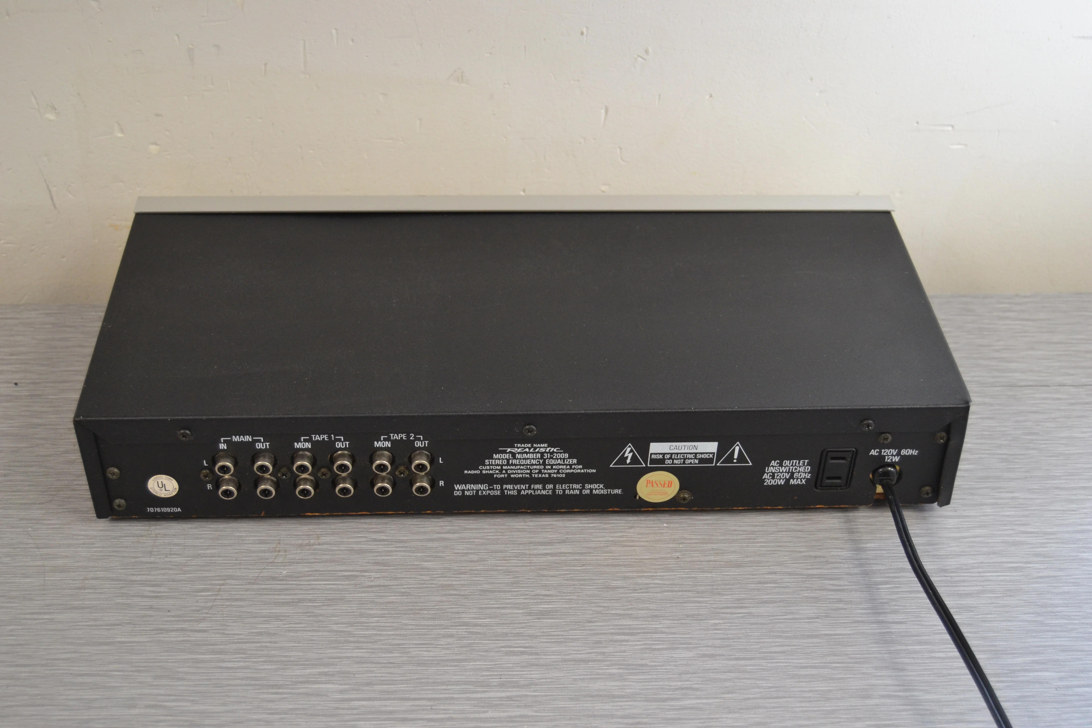 Realistic 31-2009 Graphic Equalizer - Image 9