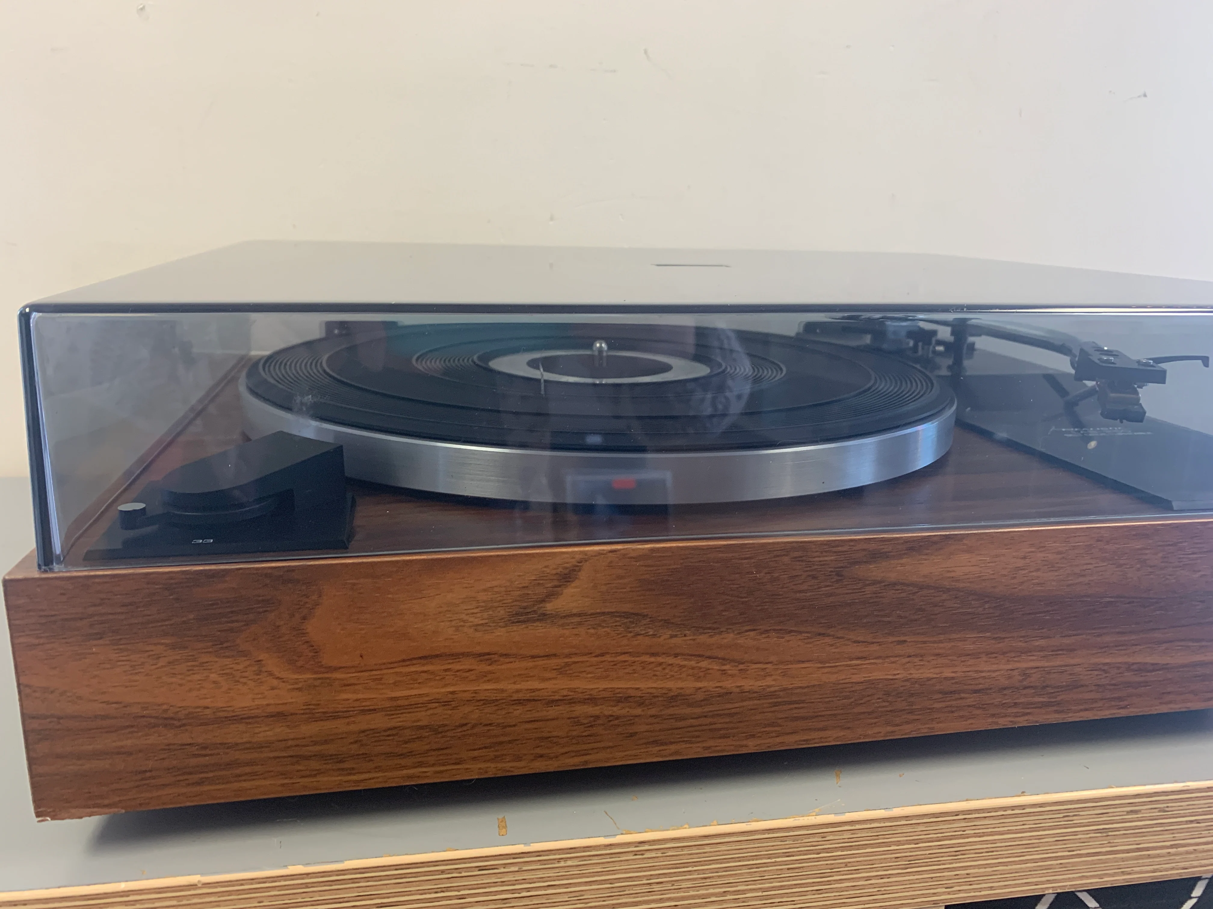 Realistic LAB-250 Turntable - Image 2