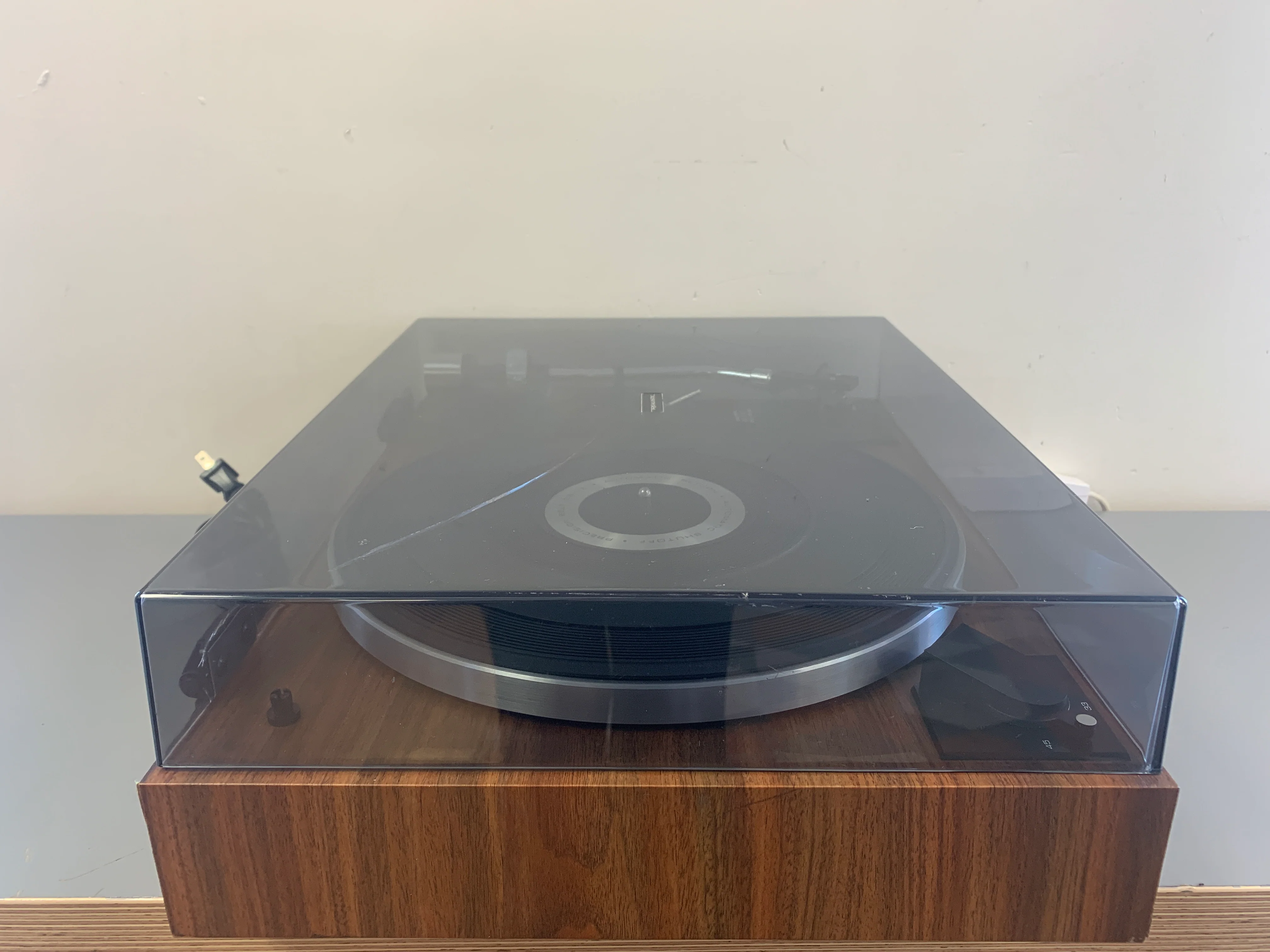 Realistic LAB-250 Turntable - Image 5