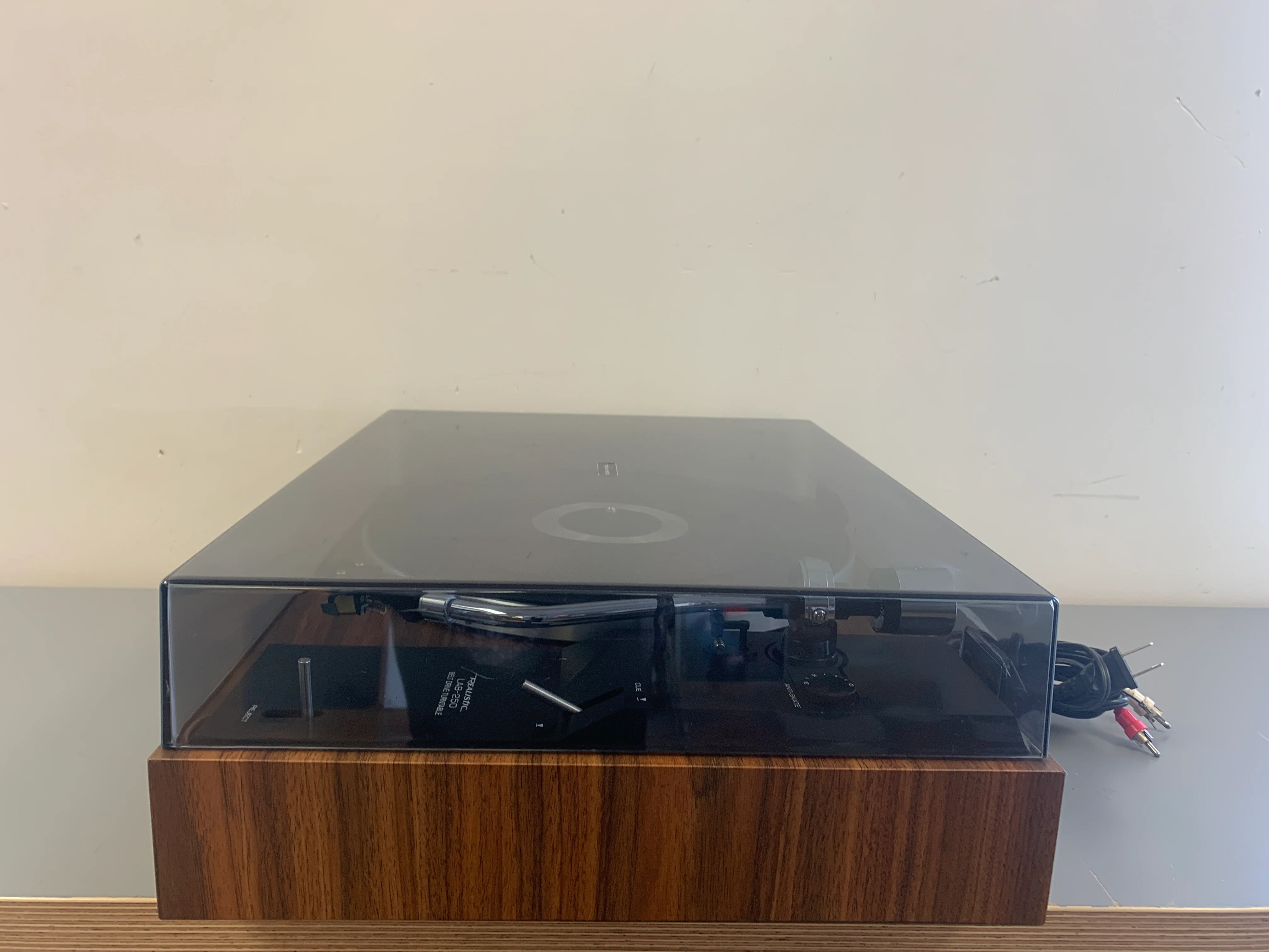 Realistic LAB-250 Turntable - Image 6
