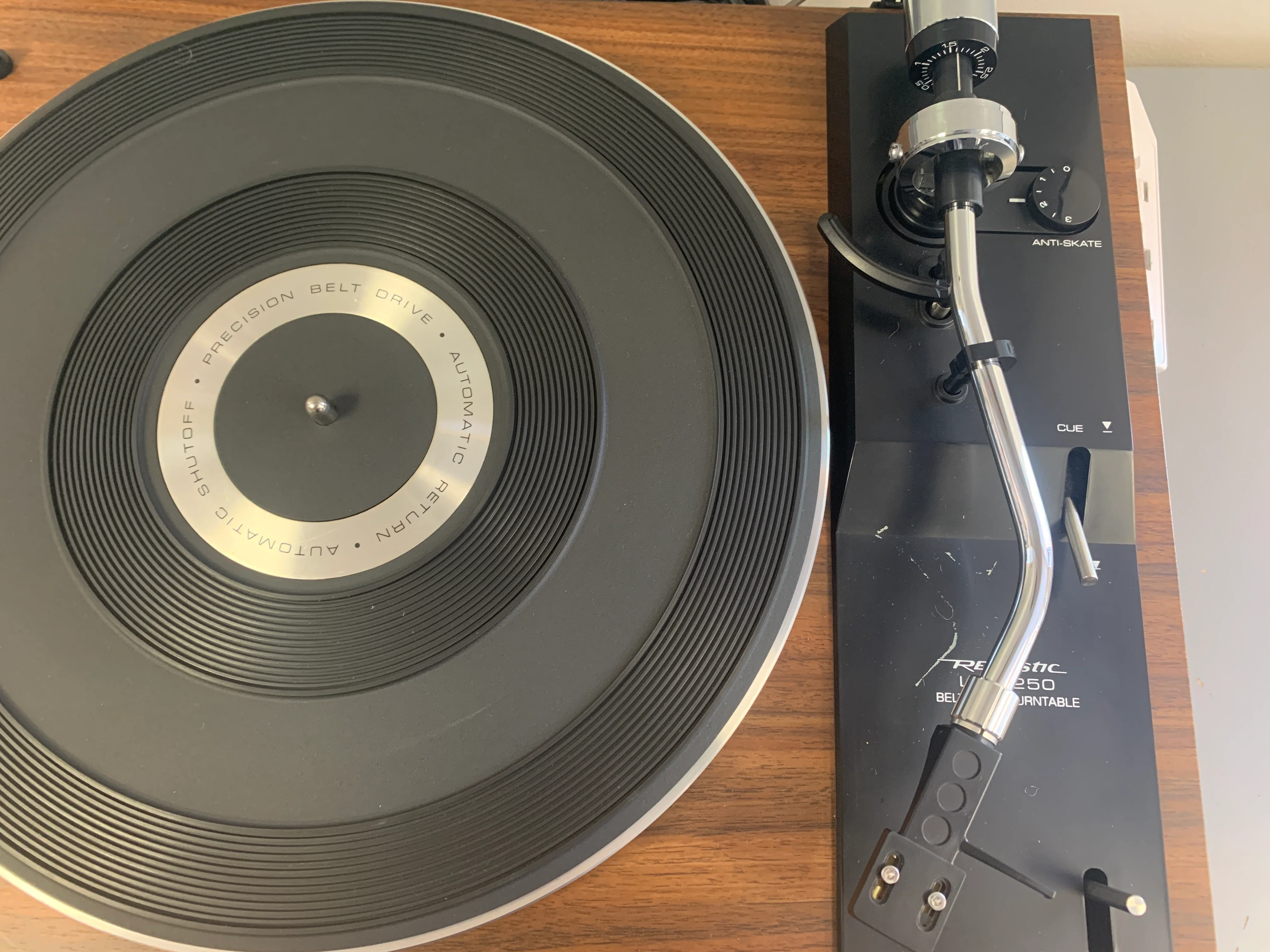 Realistic LAB-250 Turntable - Image 8