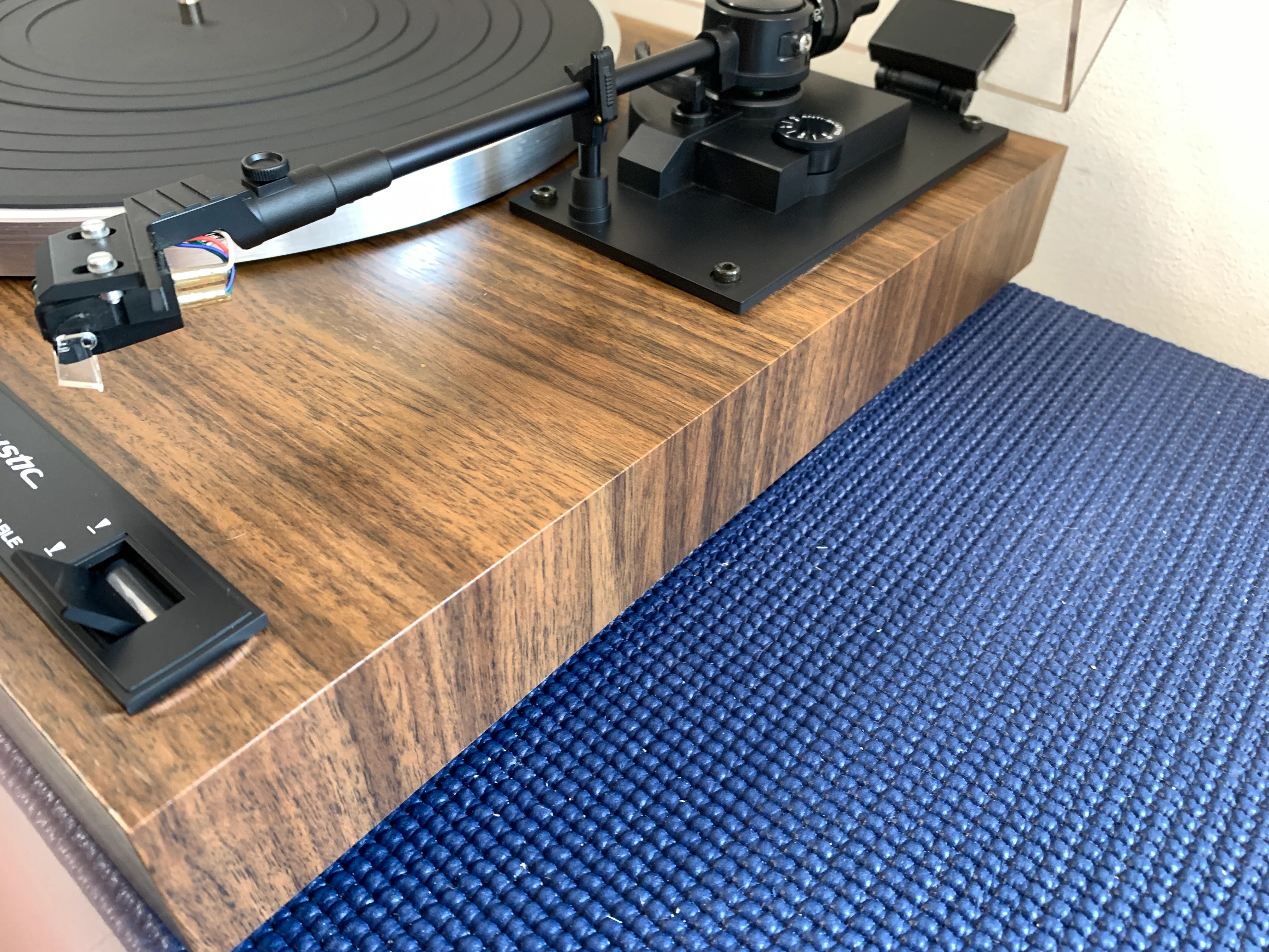 Realistic LAB290 Belt Drive Turntable - Image 8