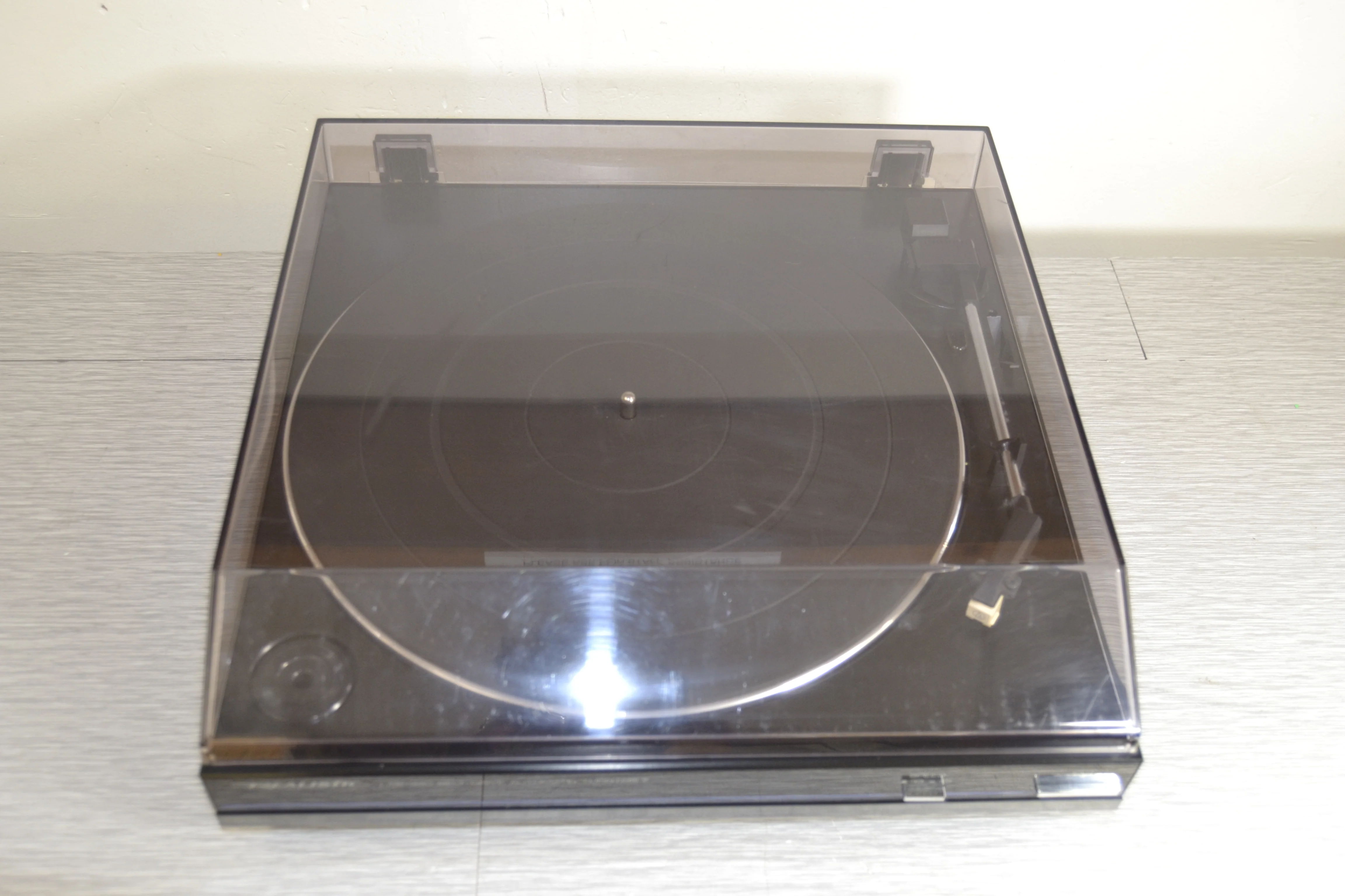 Realistic LAB340 Belt Drive Turntable - Image 2