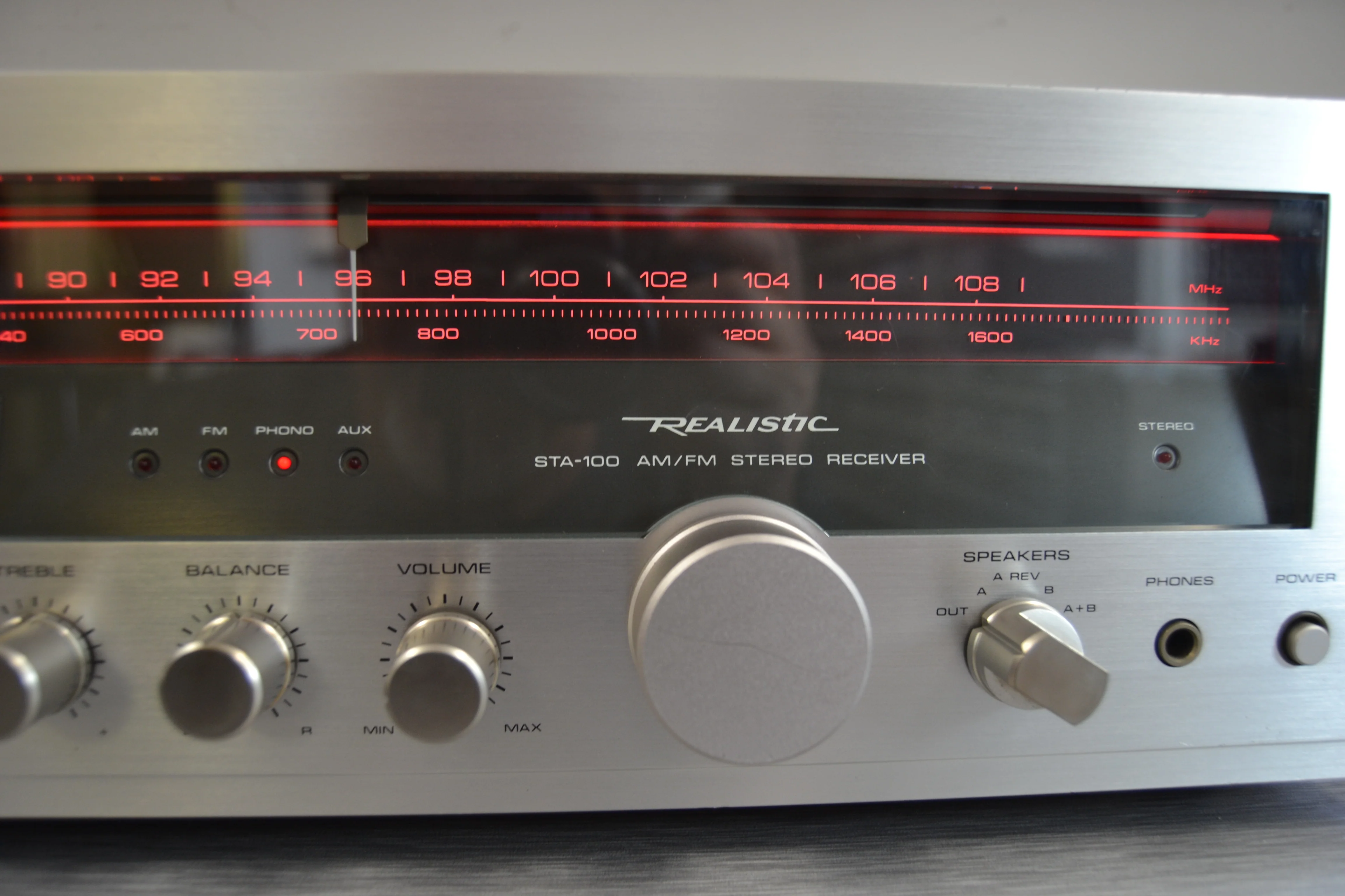 Realistic STA-100 Stereo Receiver * 1980 * 22W RMS - Image 4