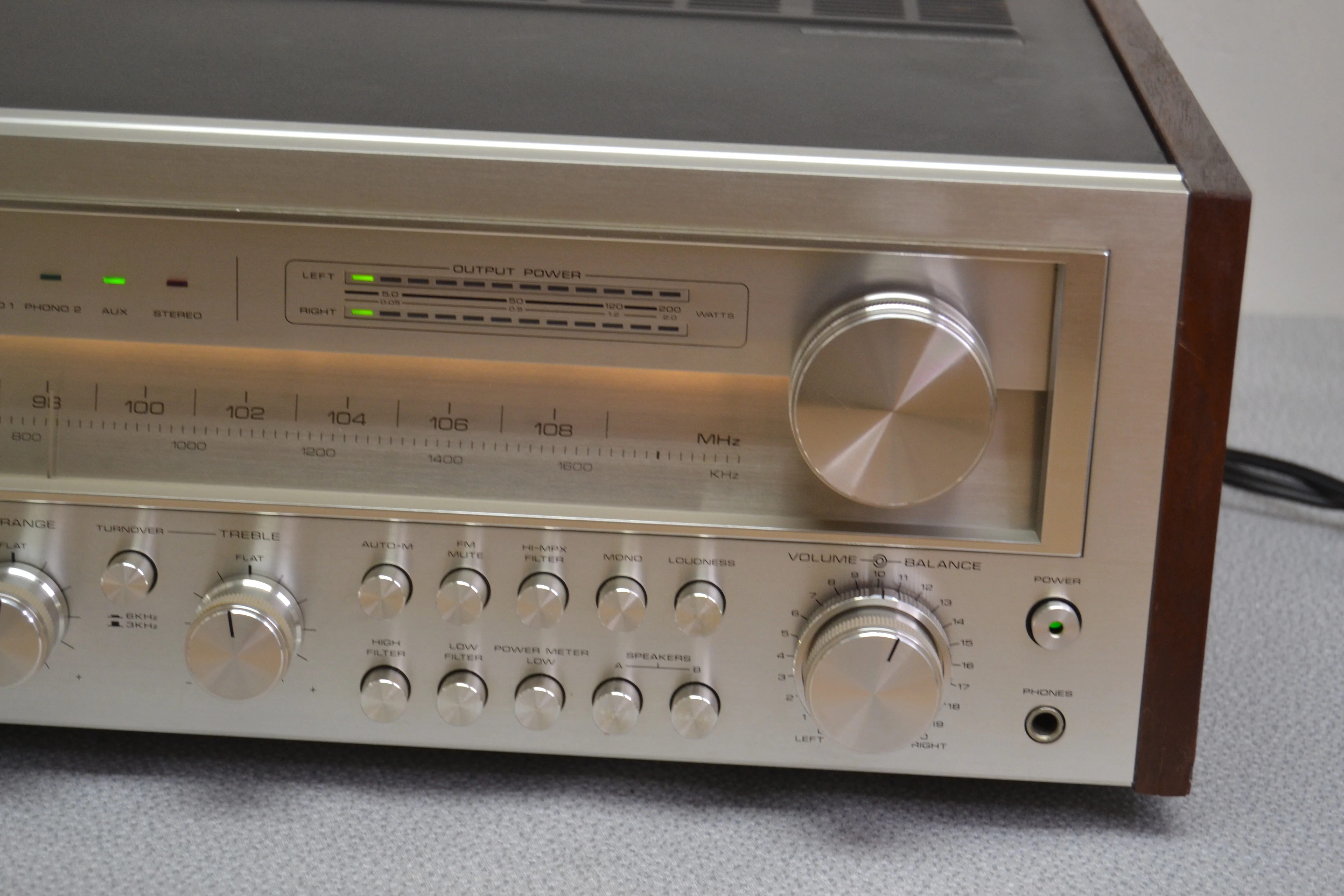 Realistic STA-2300 Stereo Receiver * 1982 * 120W RMS - Image 4