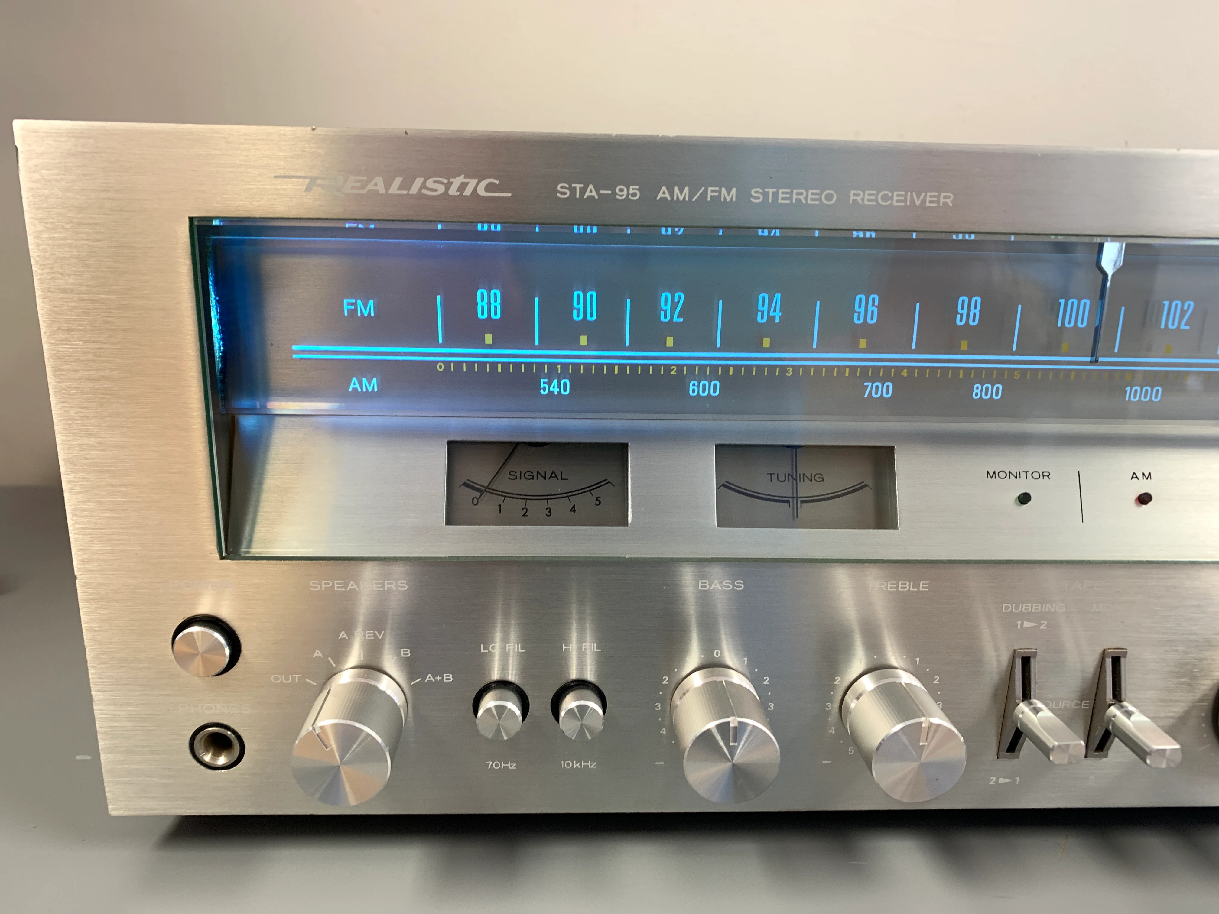 Realistic STA-95 Stereo Receiver - Image 2