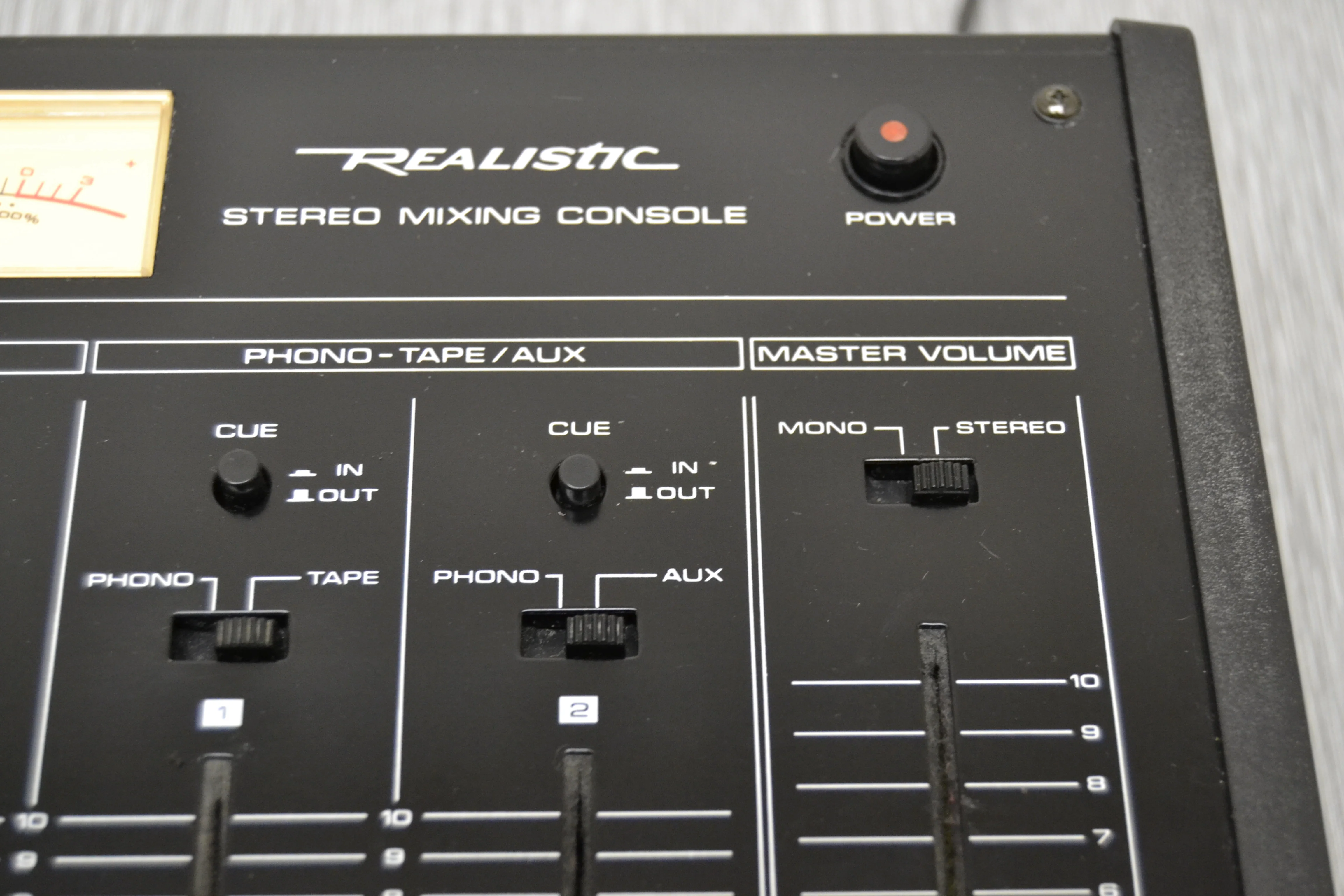 Realistic Stereo Mixing Console 32-1200A Analog Mixer - Image 10