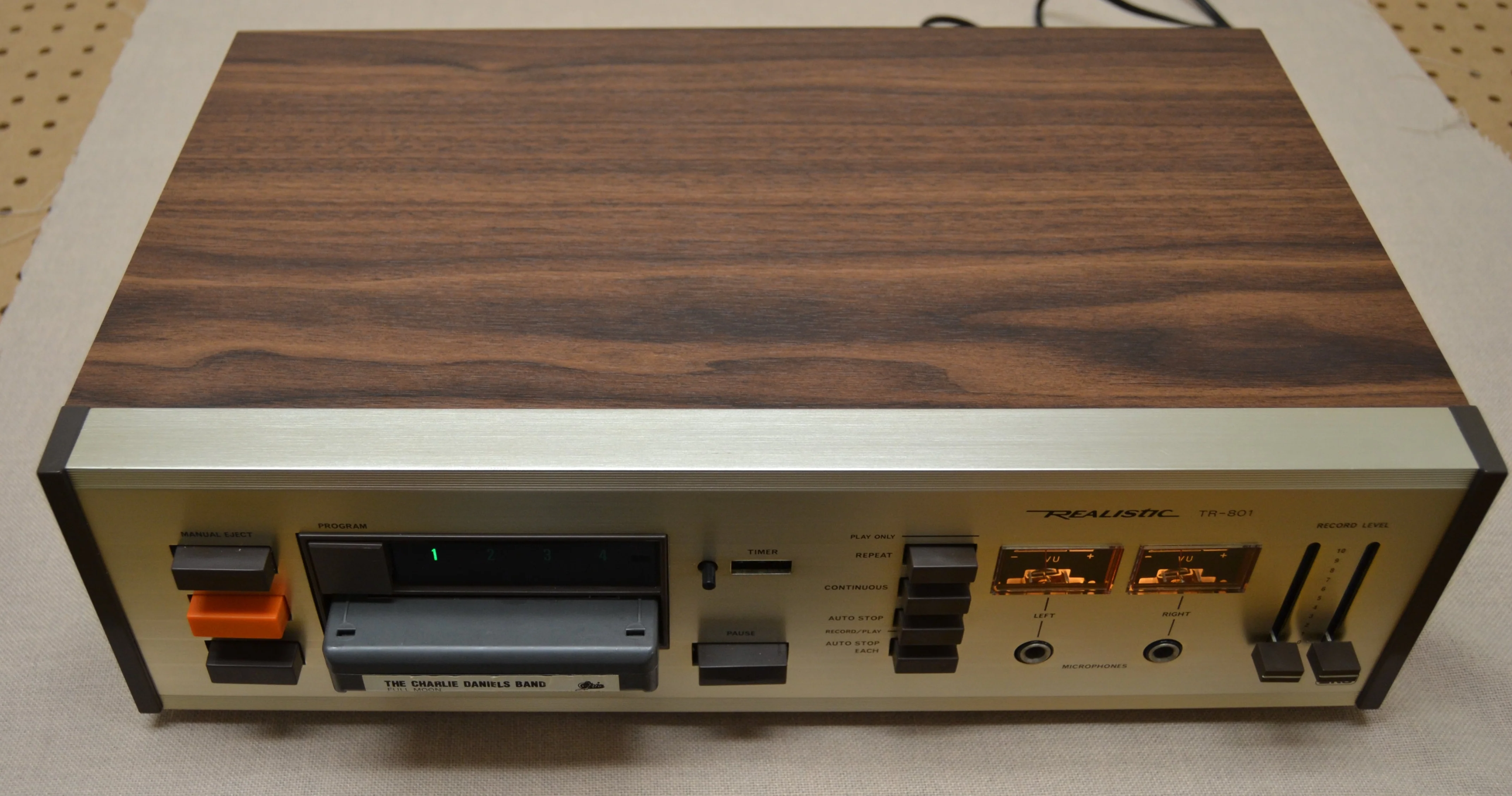 Realistic TR-801 Eight Track Player and Recorder - Image 5