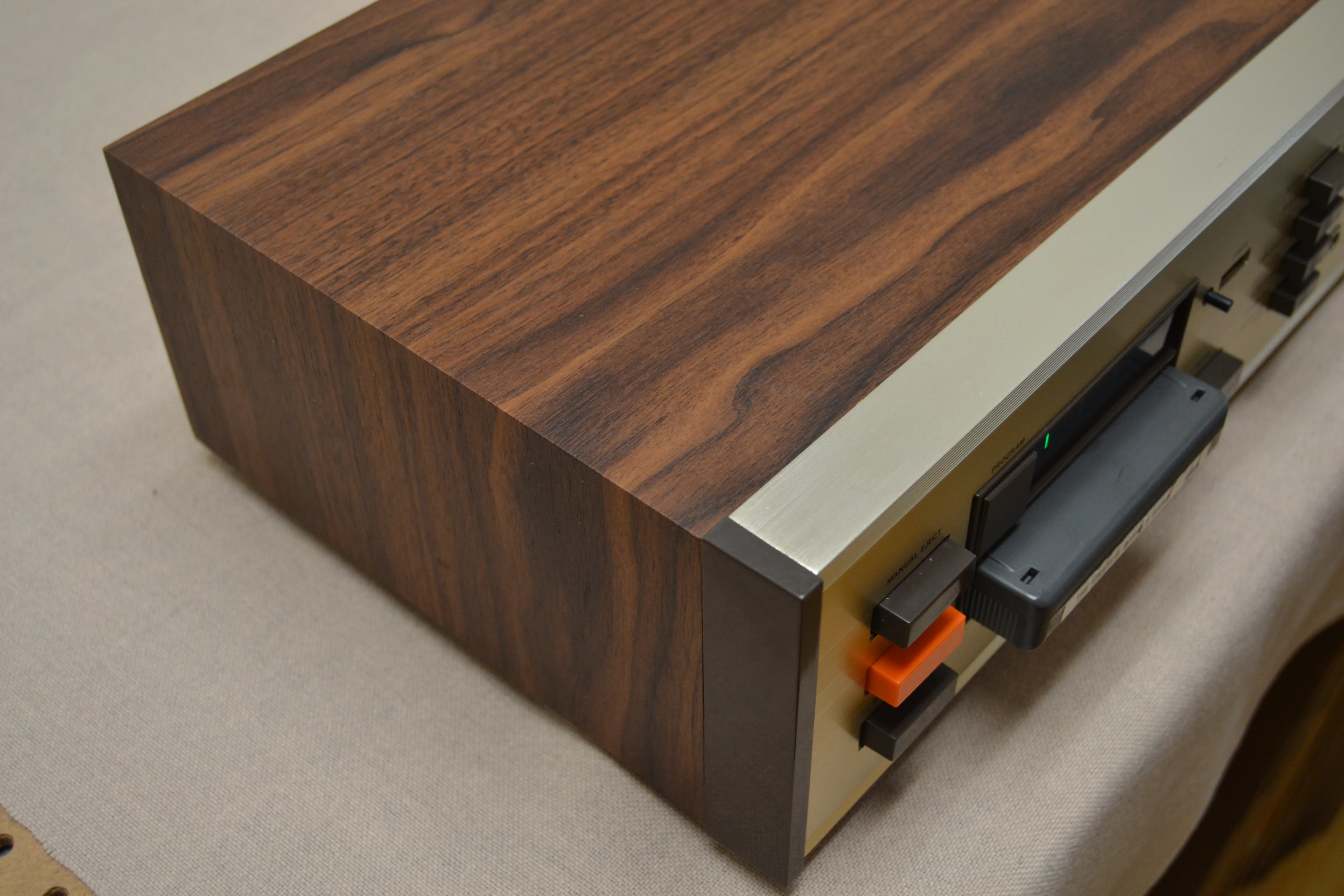 Realistic TR-801 Eight Track Player and Recorder - Image 6