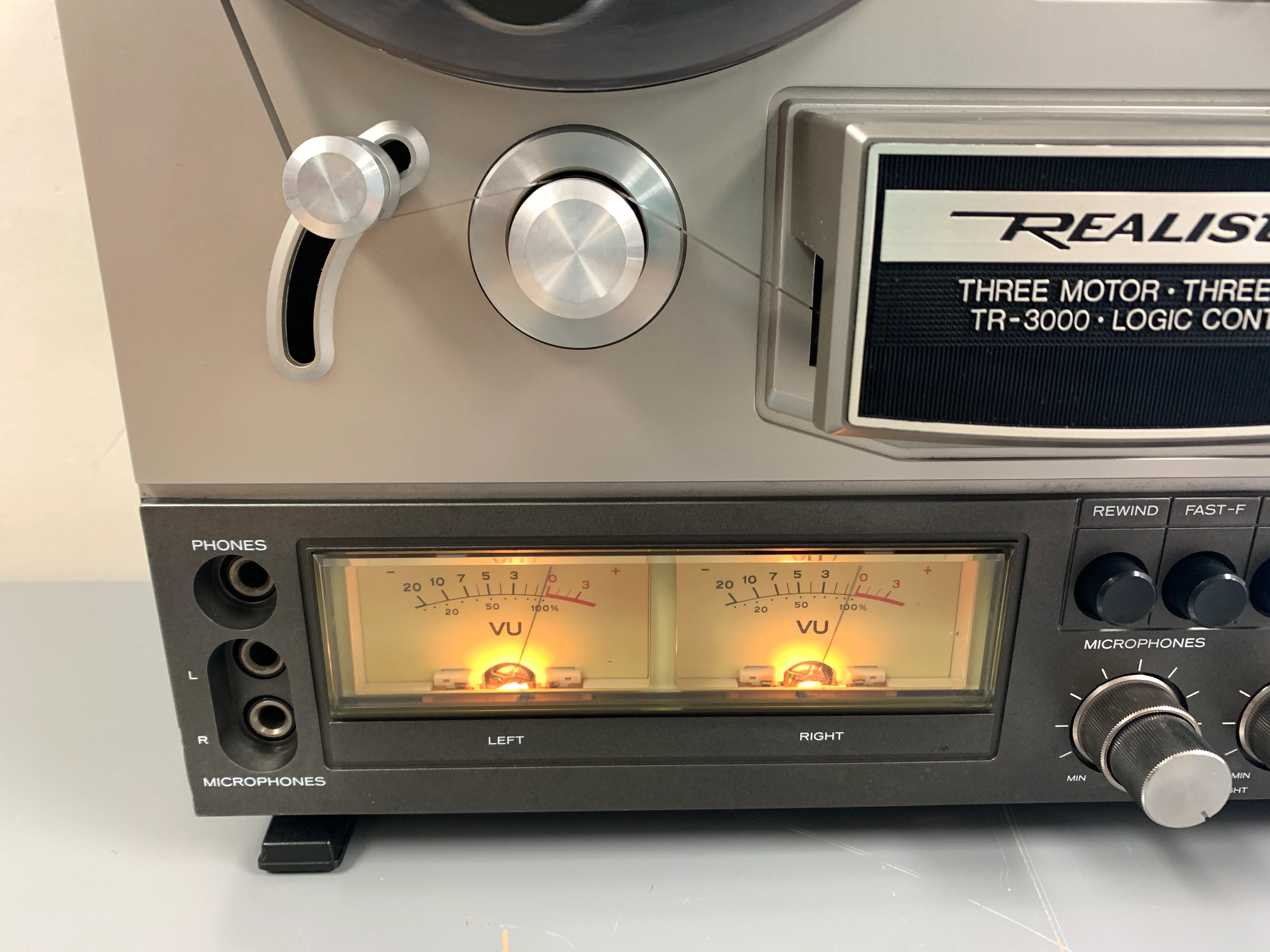Realistic TR3000 Reel to Reel * Reels are not included - Image 3